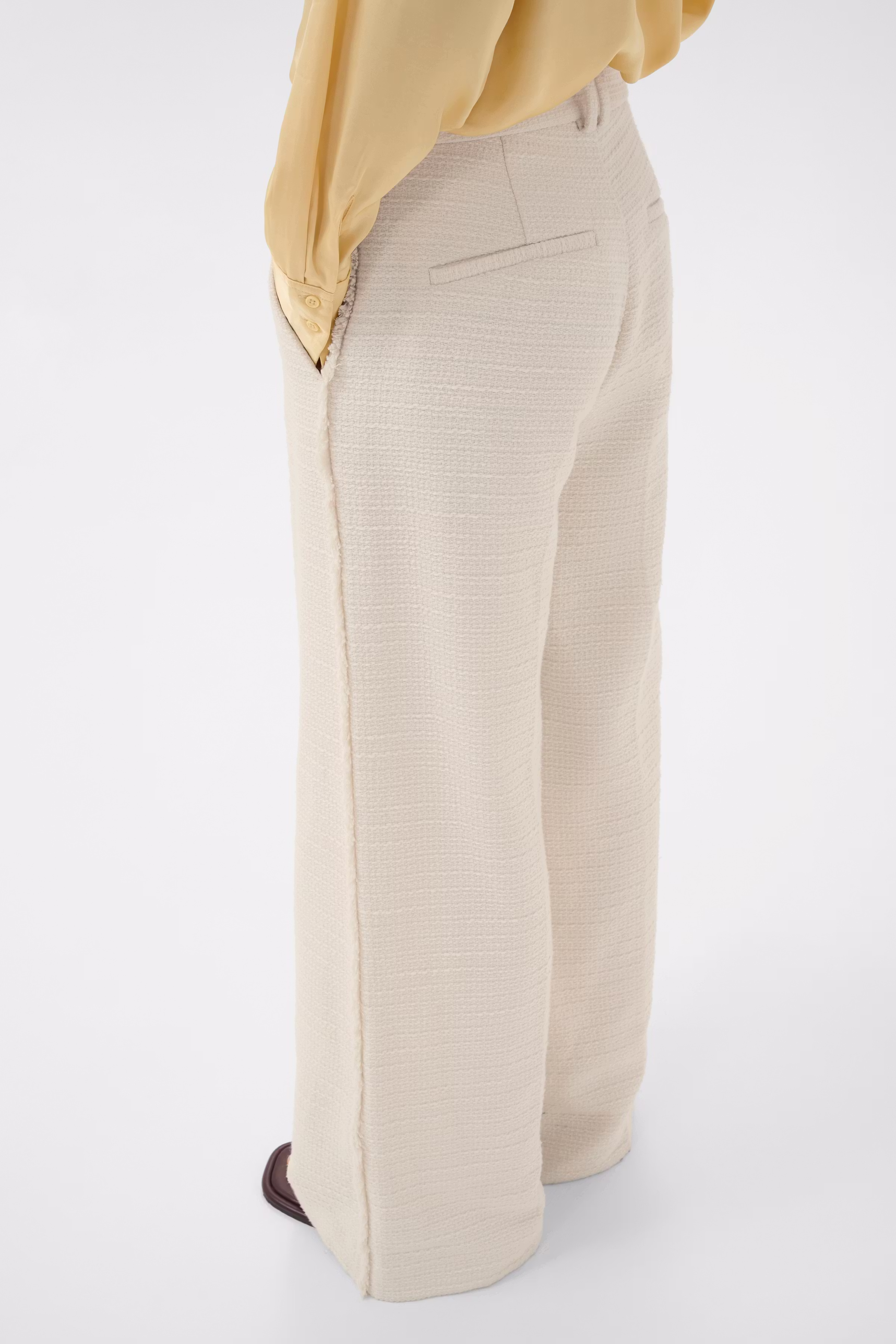 CHEYANNEIW Trousers LOOKBOOK DETAIL 30112391-110701
