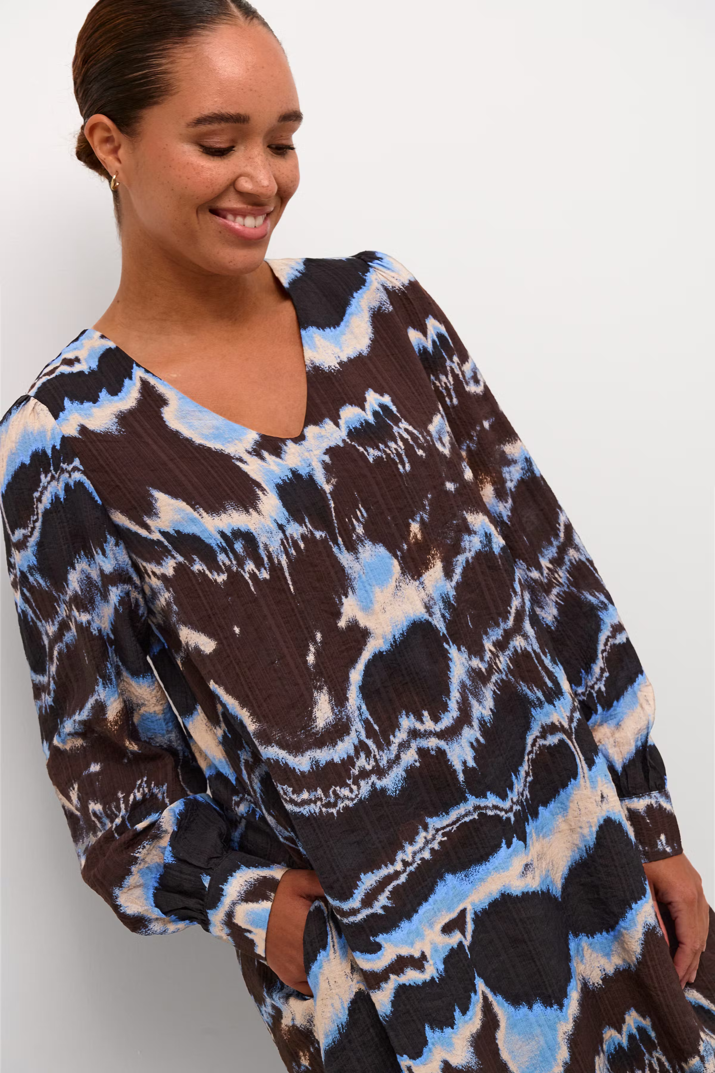 KAsusana Kjole LOOKBOOK DETAIL 10508147-104768