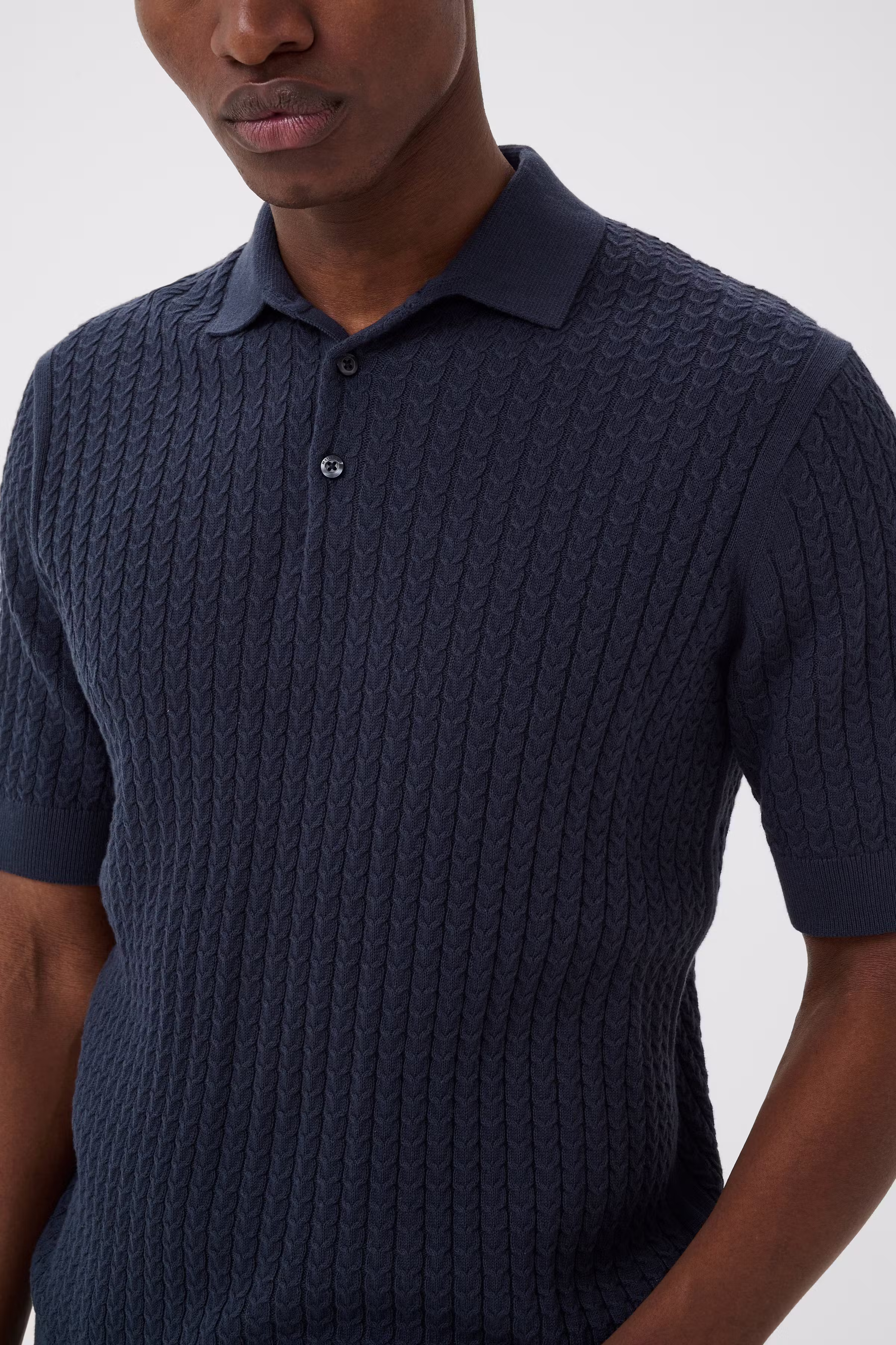 MApolo Poloshirt LOOKBOOK DETAIL 30209369-194011