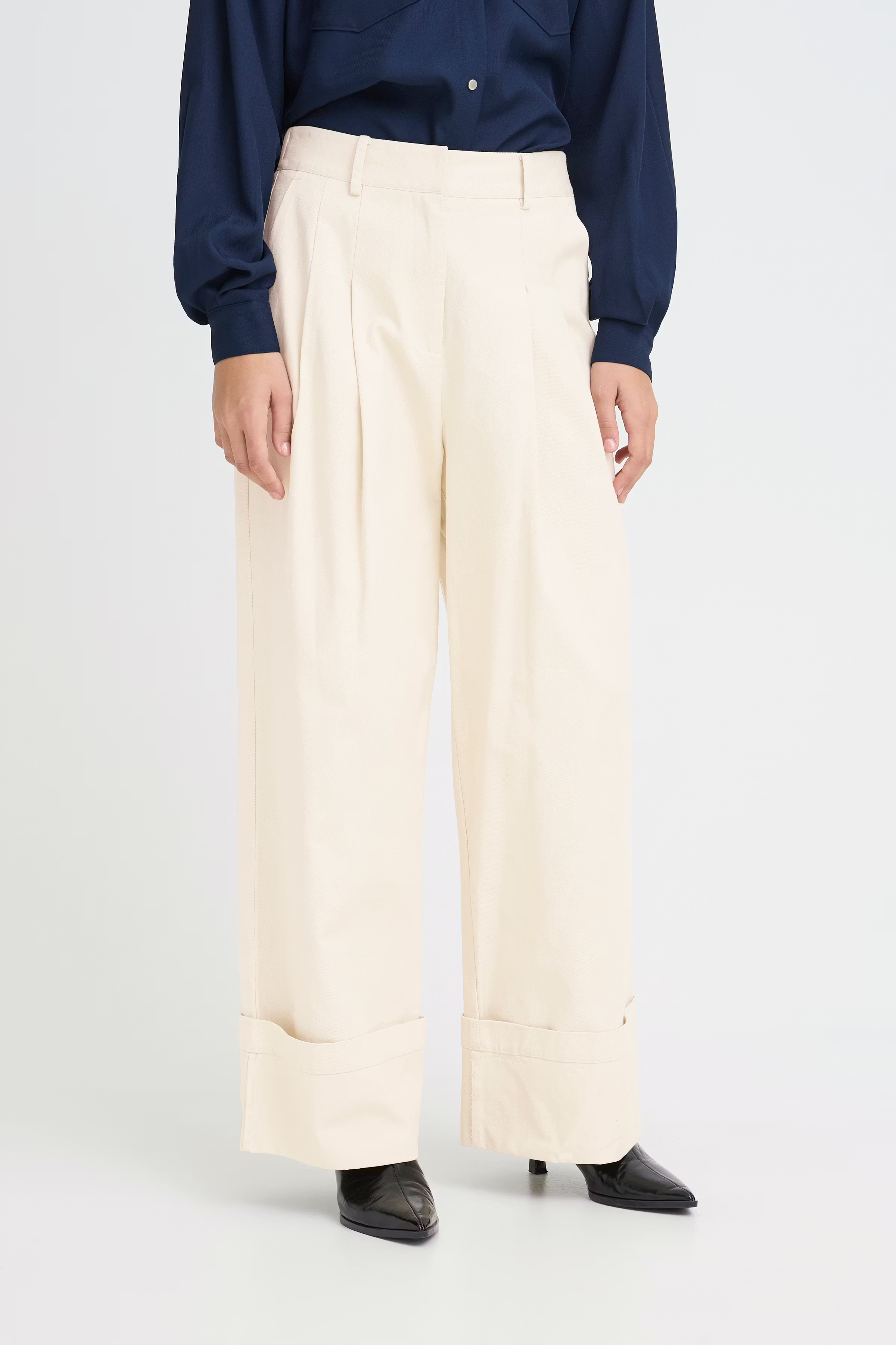 IHGAZTO Trousers LOOKBOOK FRONT 20125075-124301