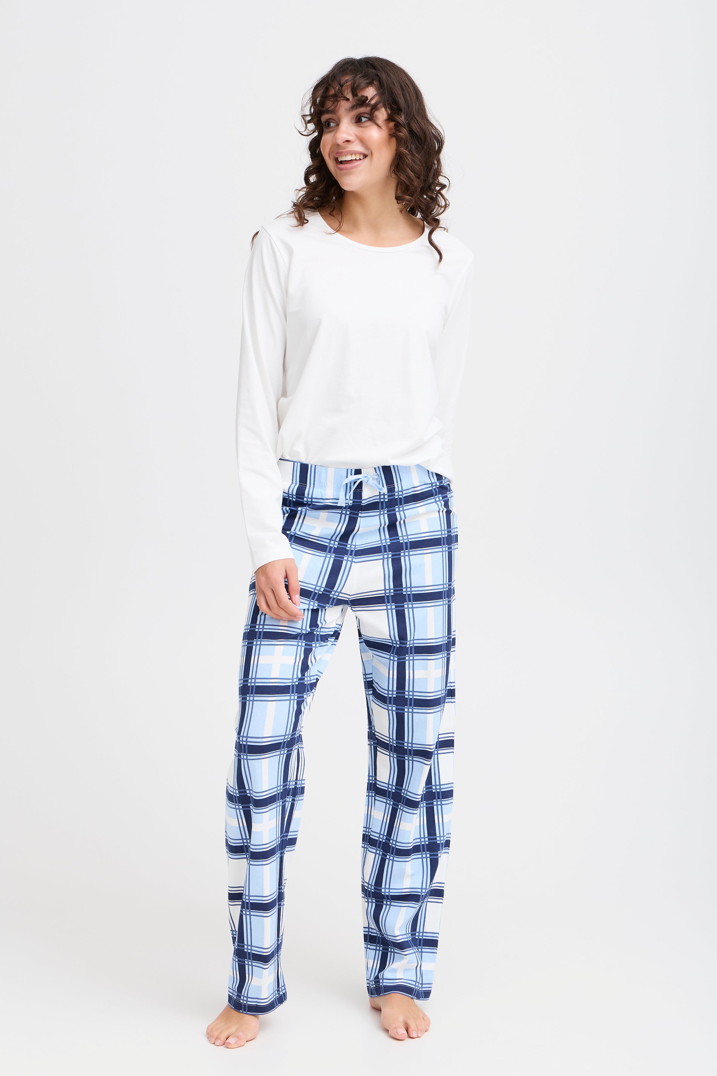 FXKAFI SET 1 Nattøy LOOKBOOK FRONT 20615606-205104