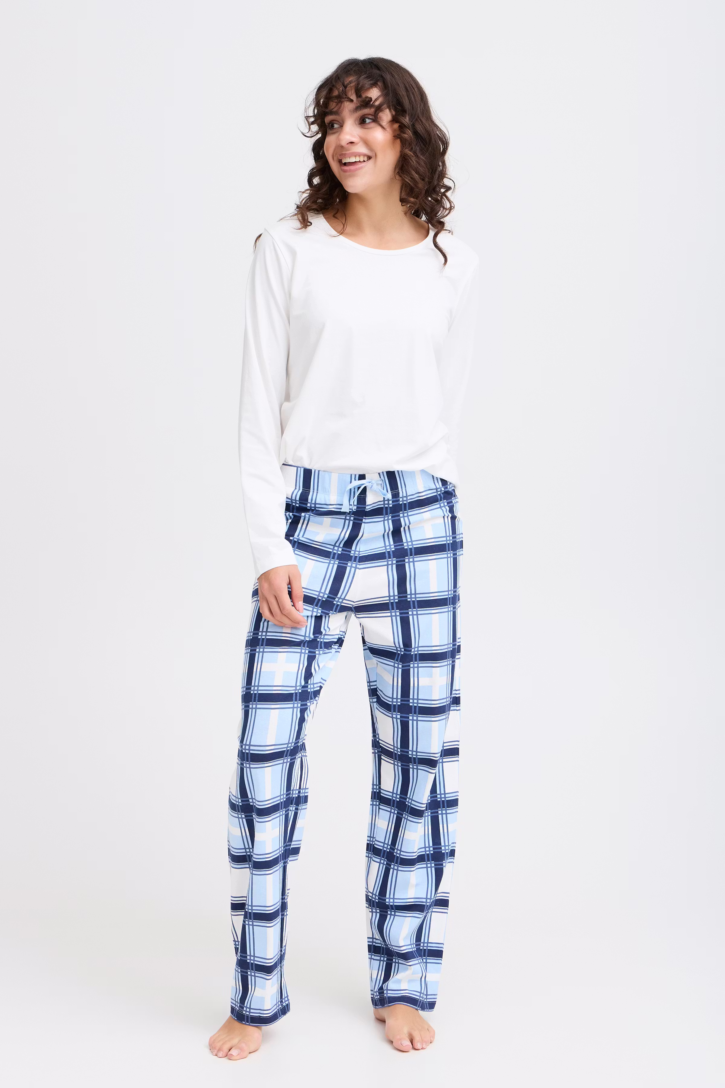 FXKAFI SET 1 Nattøy LOOKBOOK FRONT 20615606-205104