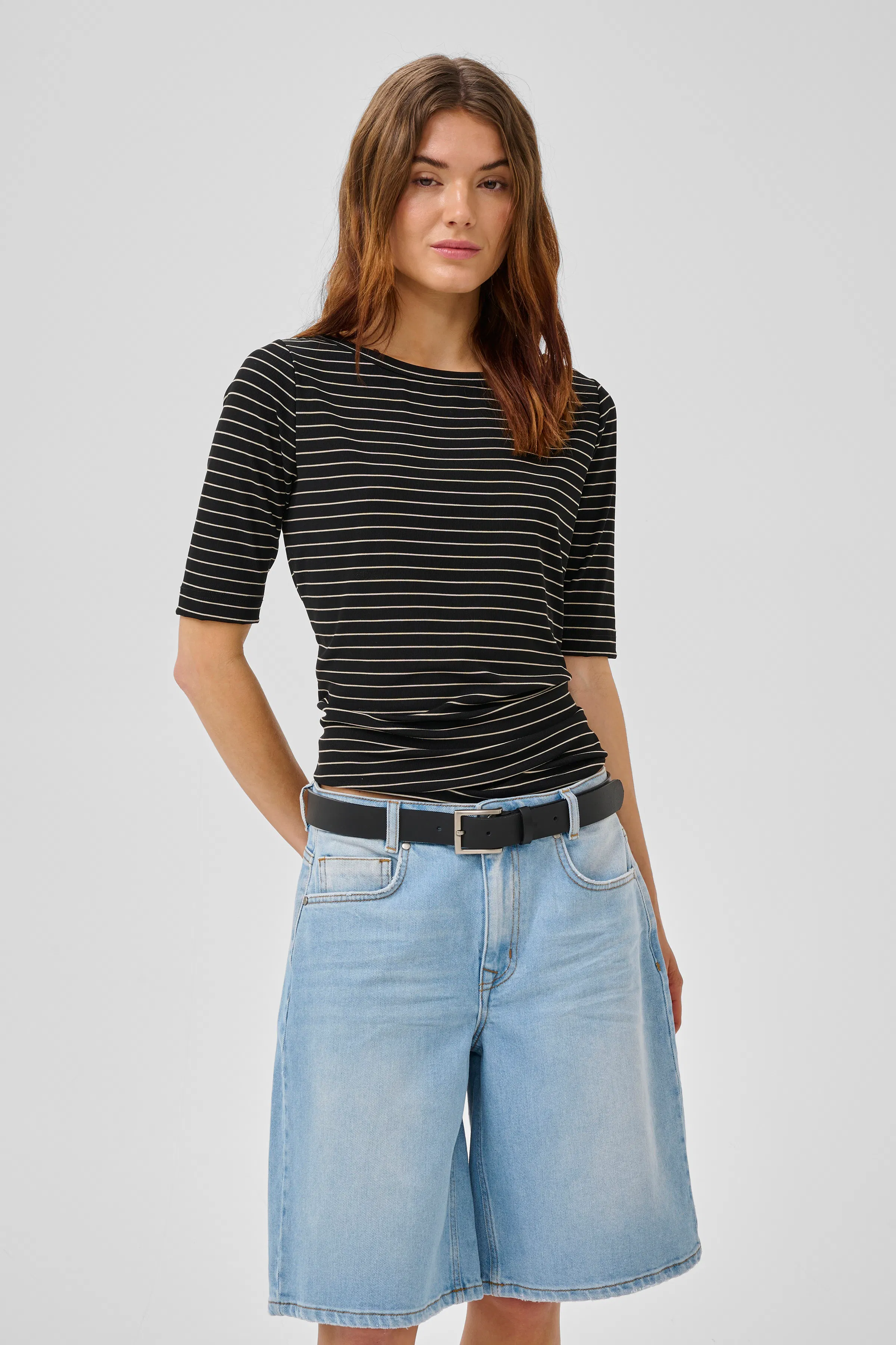 MWKallura T-shirt LOOKBOOK FRONT 10705546-109428