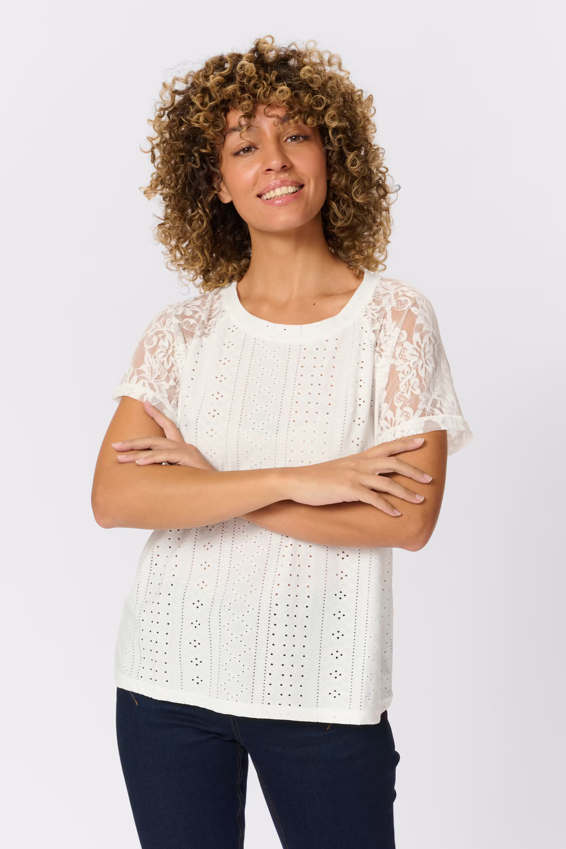 CRIone T-shirt LOOKBOOK FRONT 10613195-110602