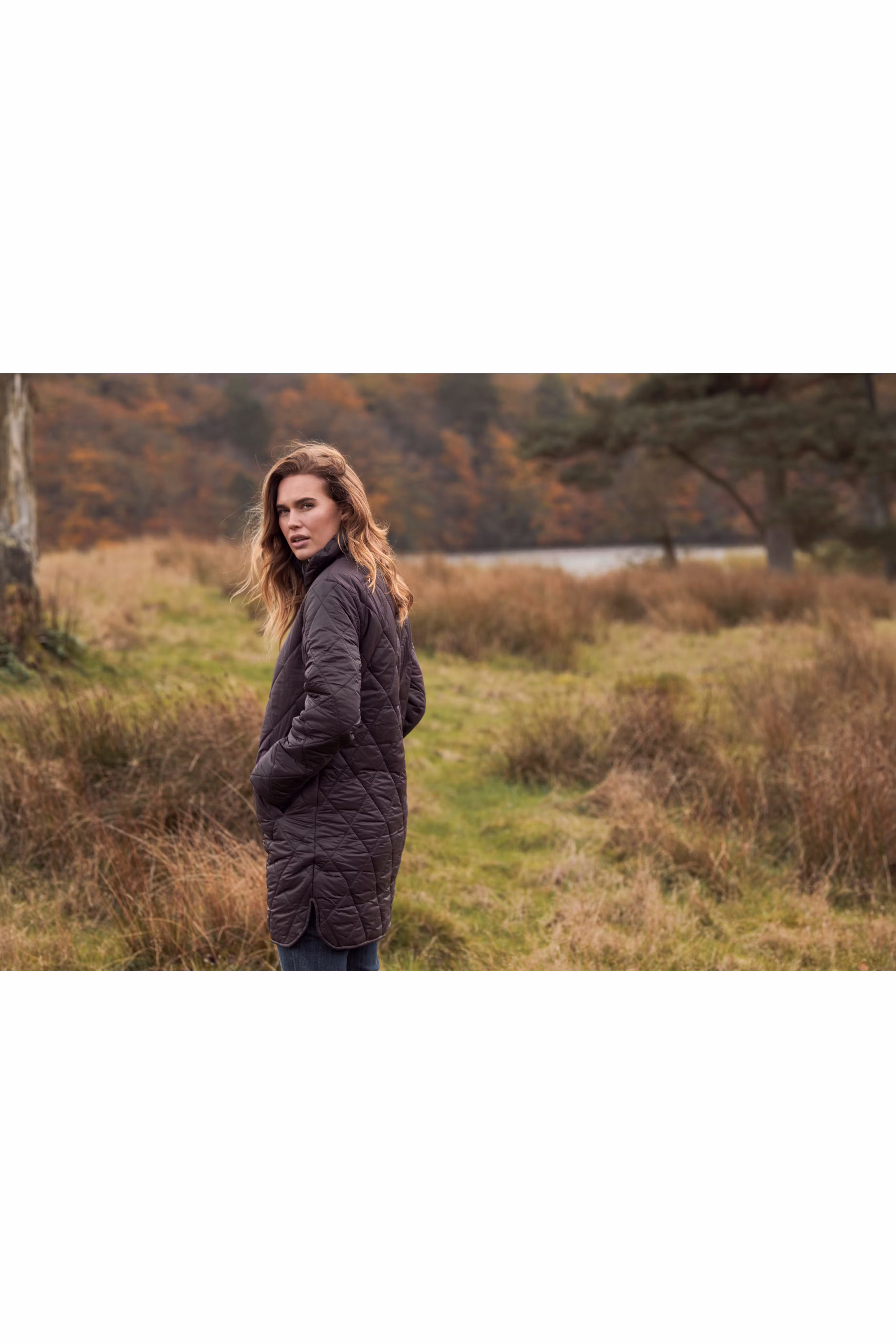 KAlorelia Manteau LOCATION NONE 10506375-191016