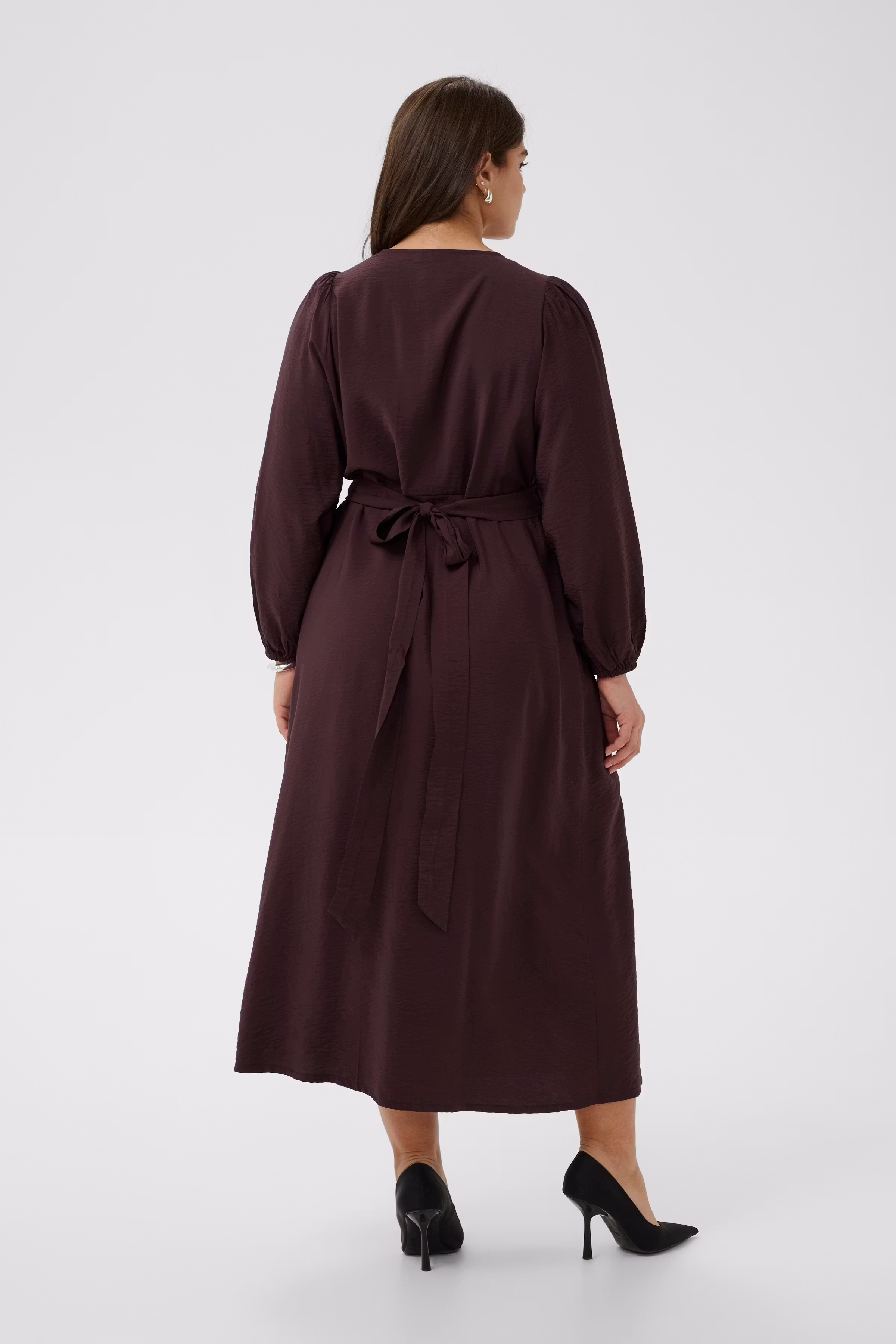 KCruby Kleid LOOKBOOK BACK 10584347-191619