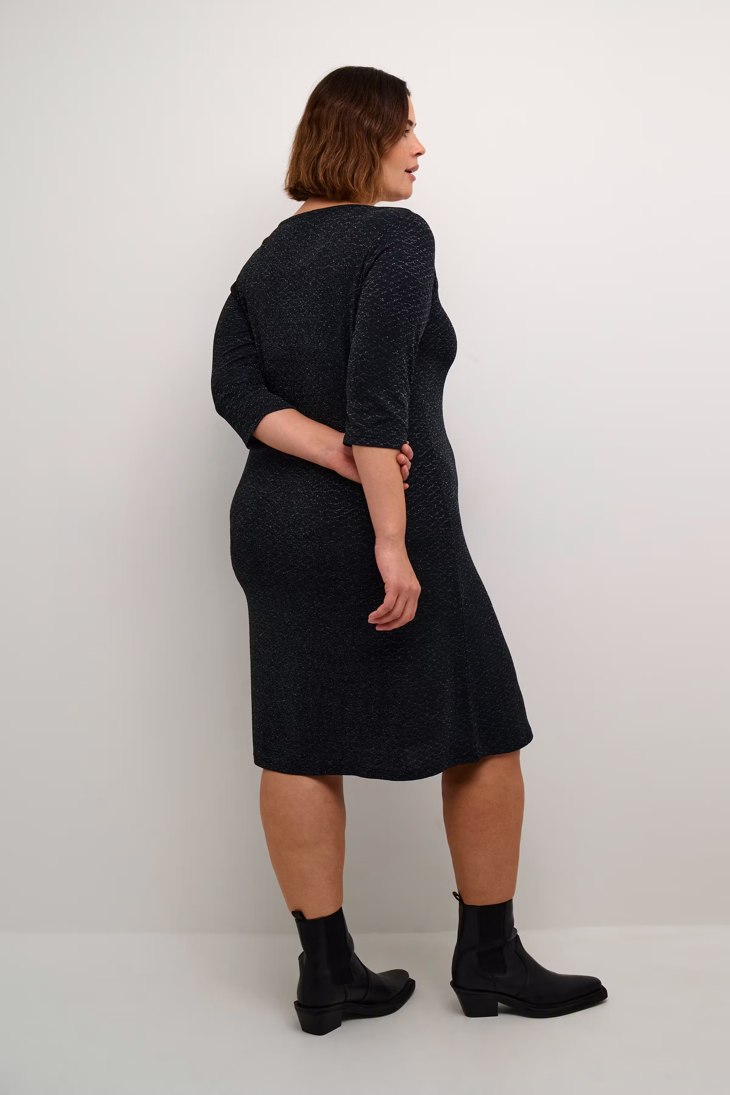 KCellia Glitzer Kleid LOOKBOOK BACK 10582704-106669