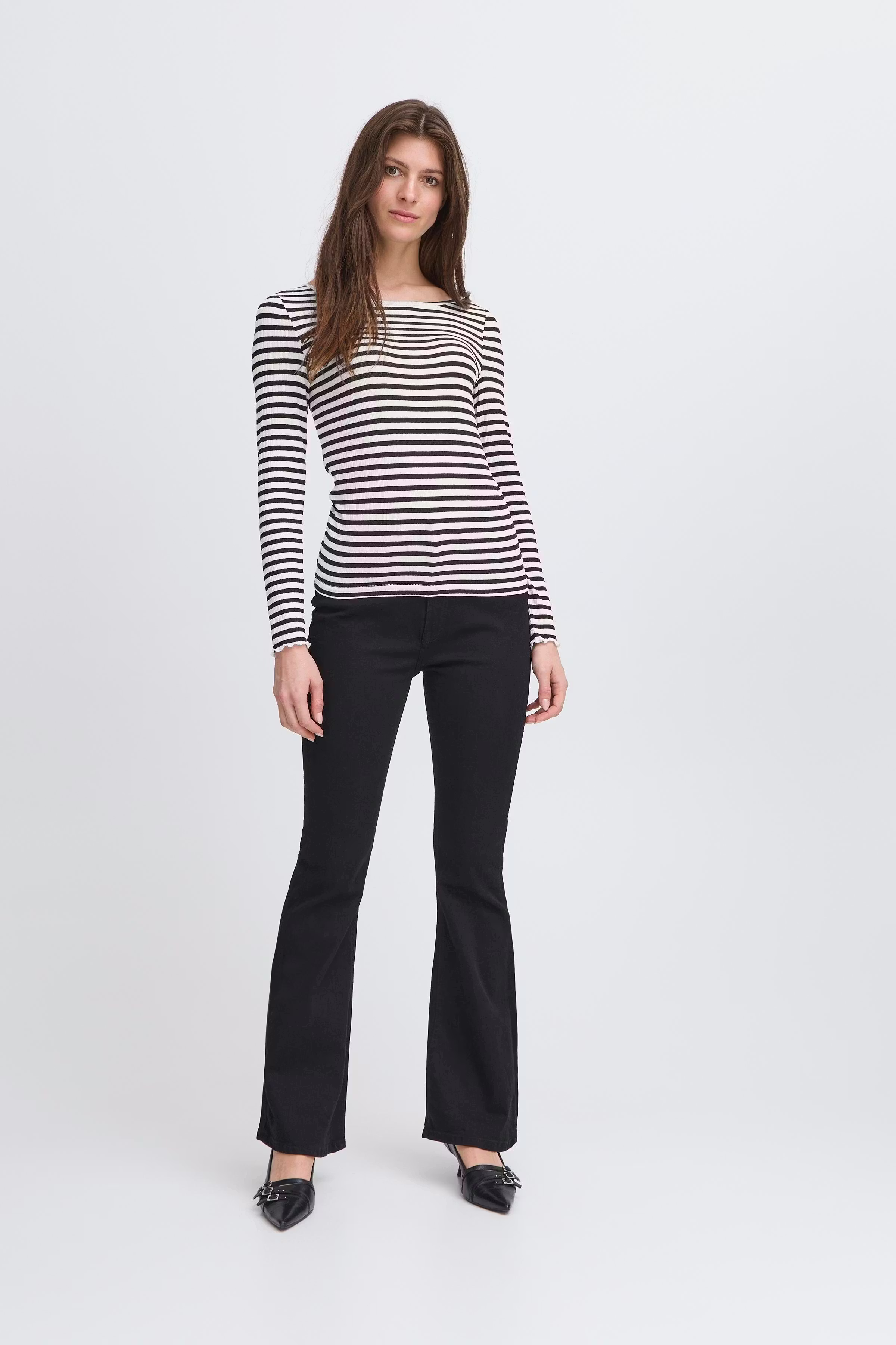 IHCELLA Langermet T-shirt LOOKBOOK FRONT 20122819-900000435