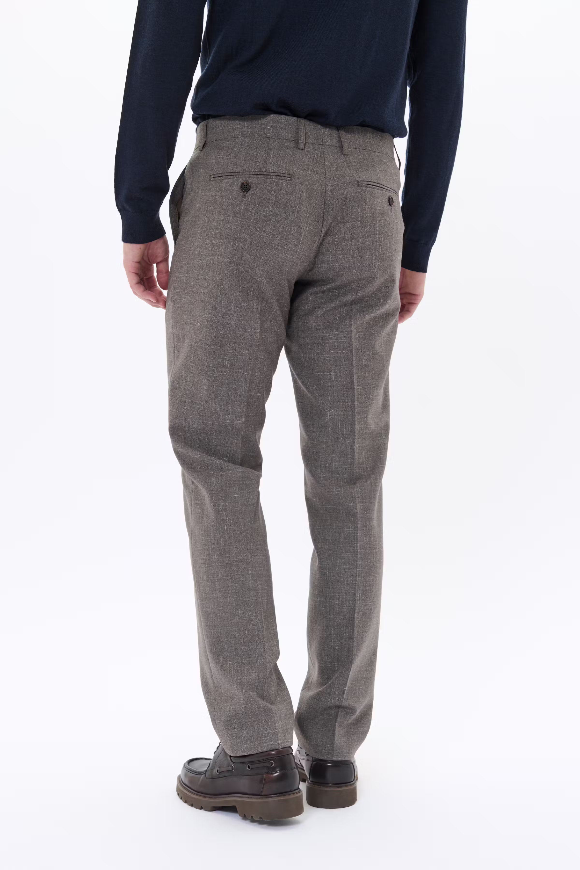 MAlas Hose LOOKBOOK BACK 30208161-1811121