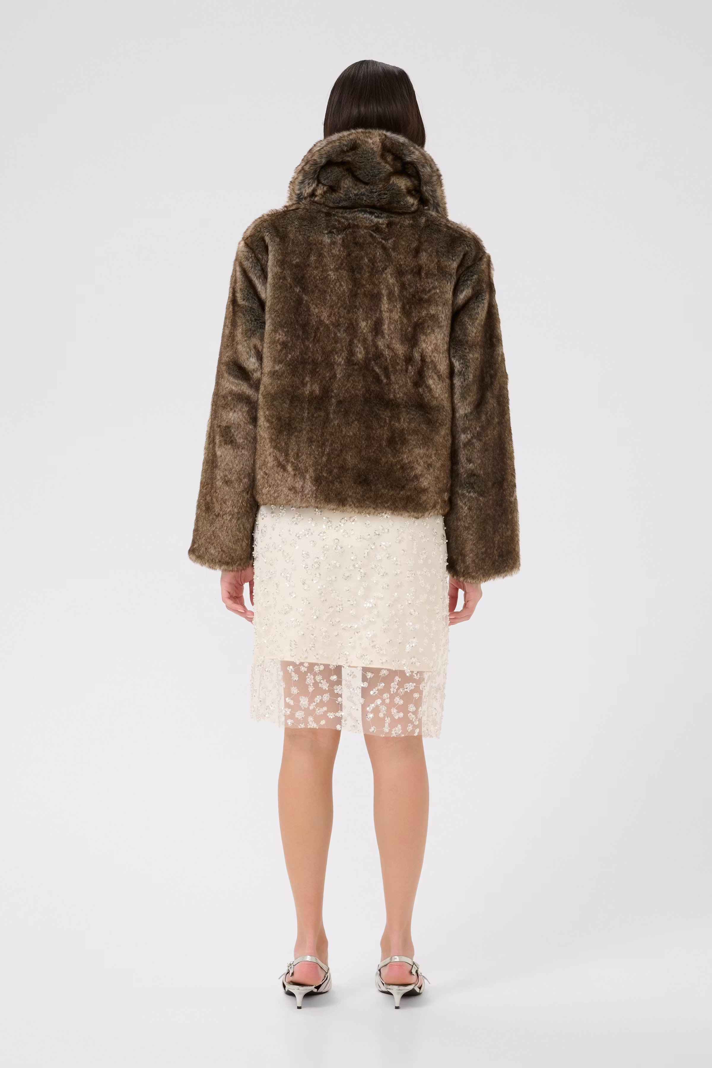 KBCarol Faux fur coat LOOKBOOK BACK 10105713-181304