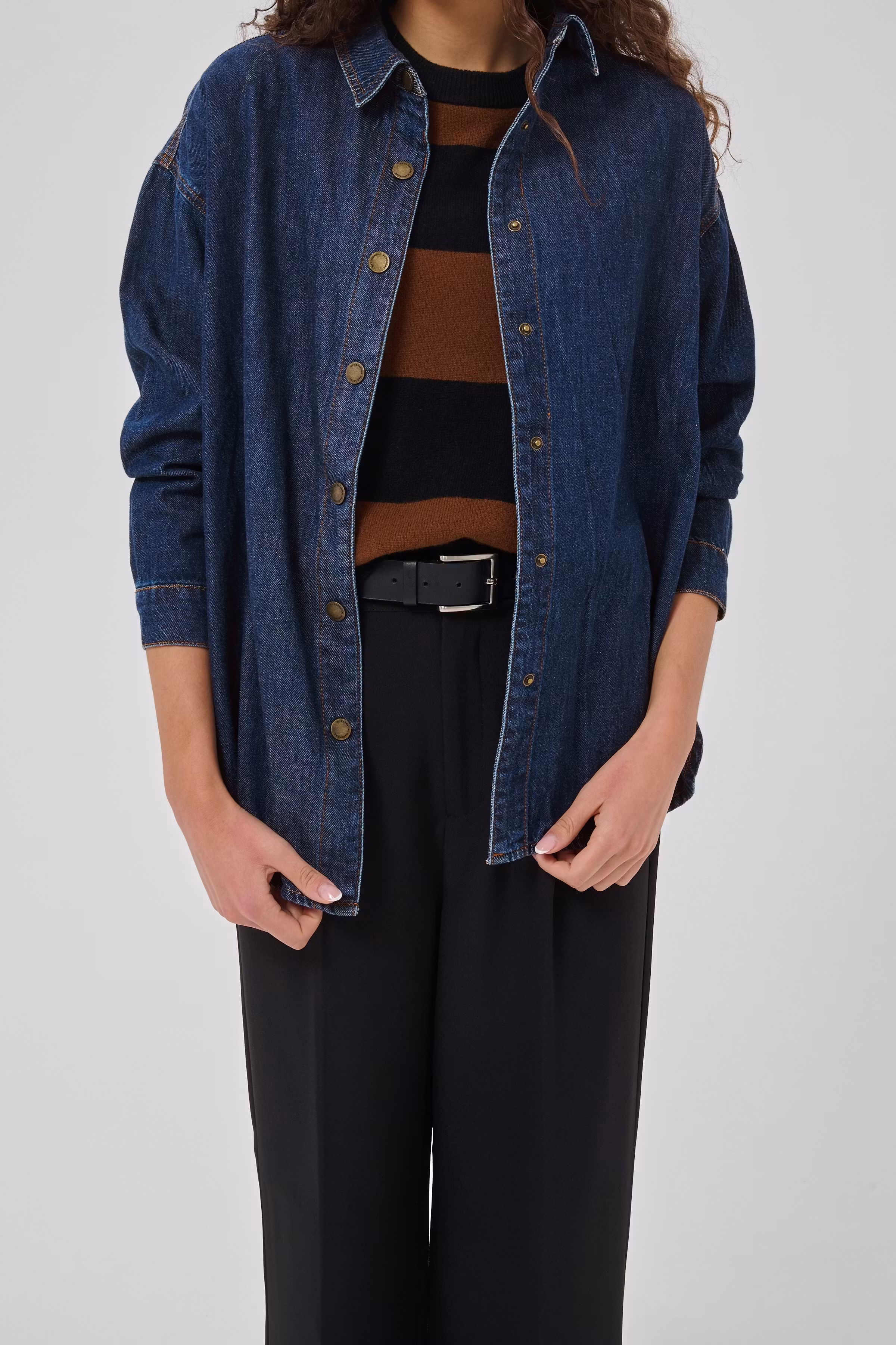 HilmaMW Denim shirt LOOKBOOK DETAIL 10705096-100061