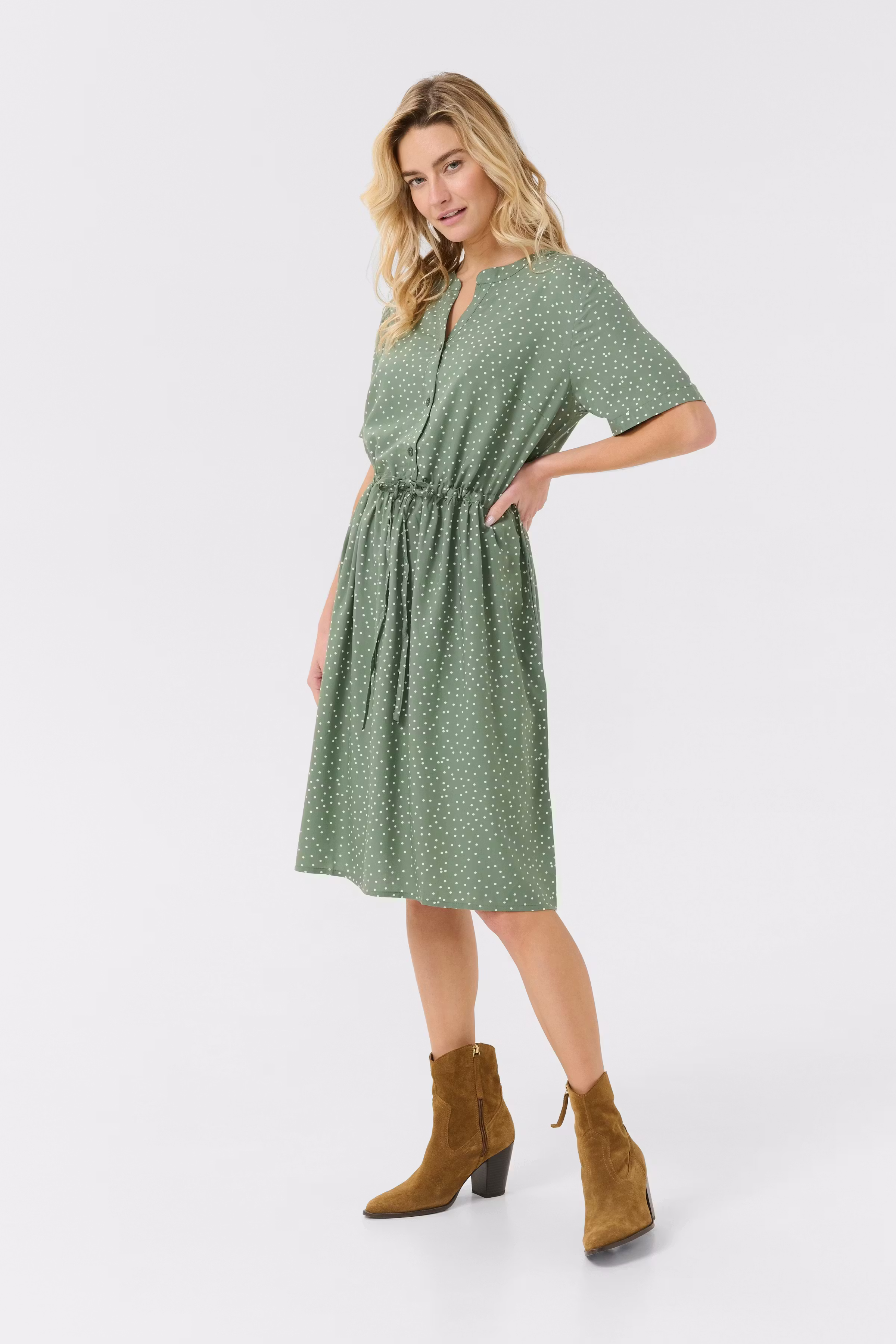 CRTiah Dress LOOKBOOK FRONT 10609700-108065