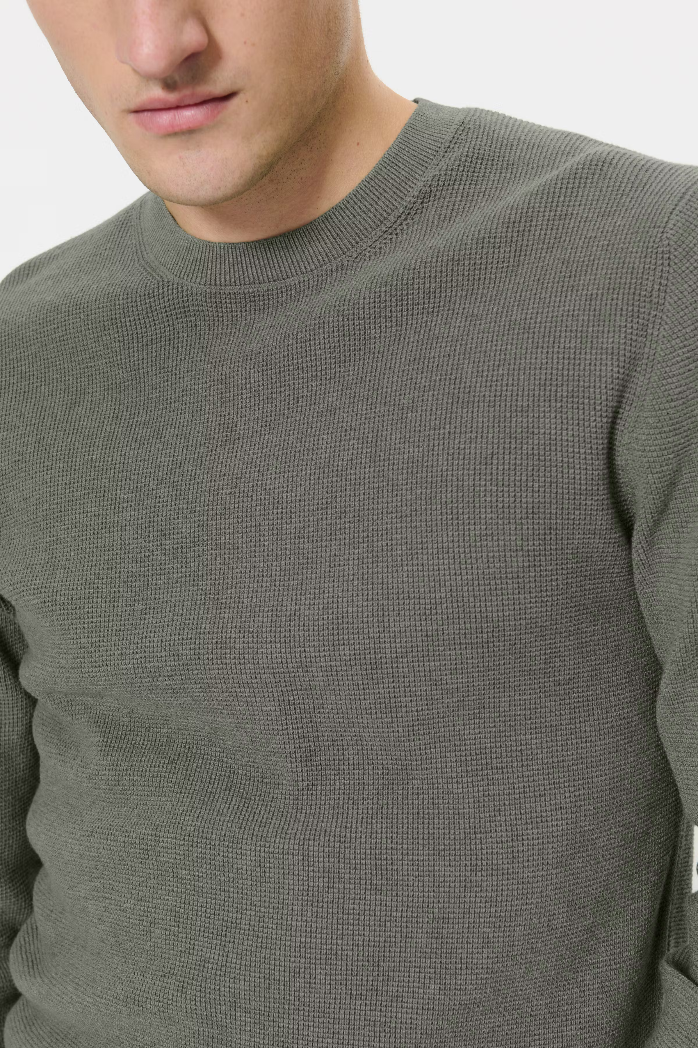 MAlagoon Pullover LOOKBOOK DETAIL 30207195-176212