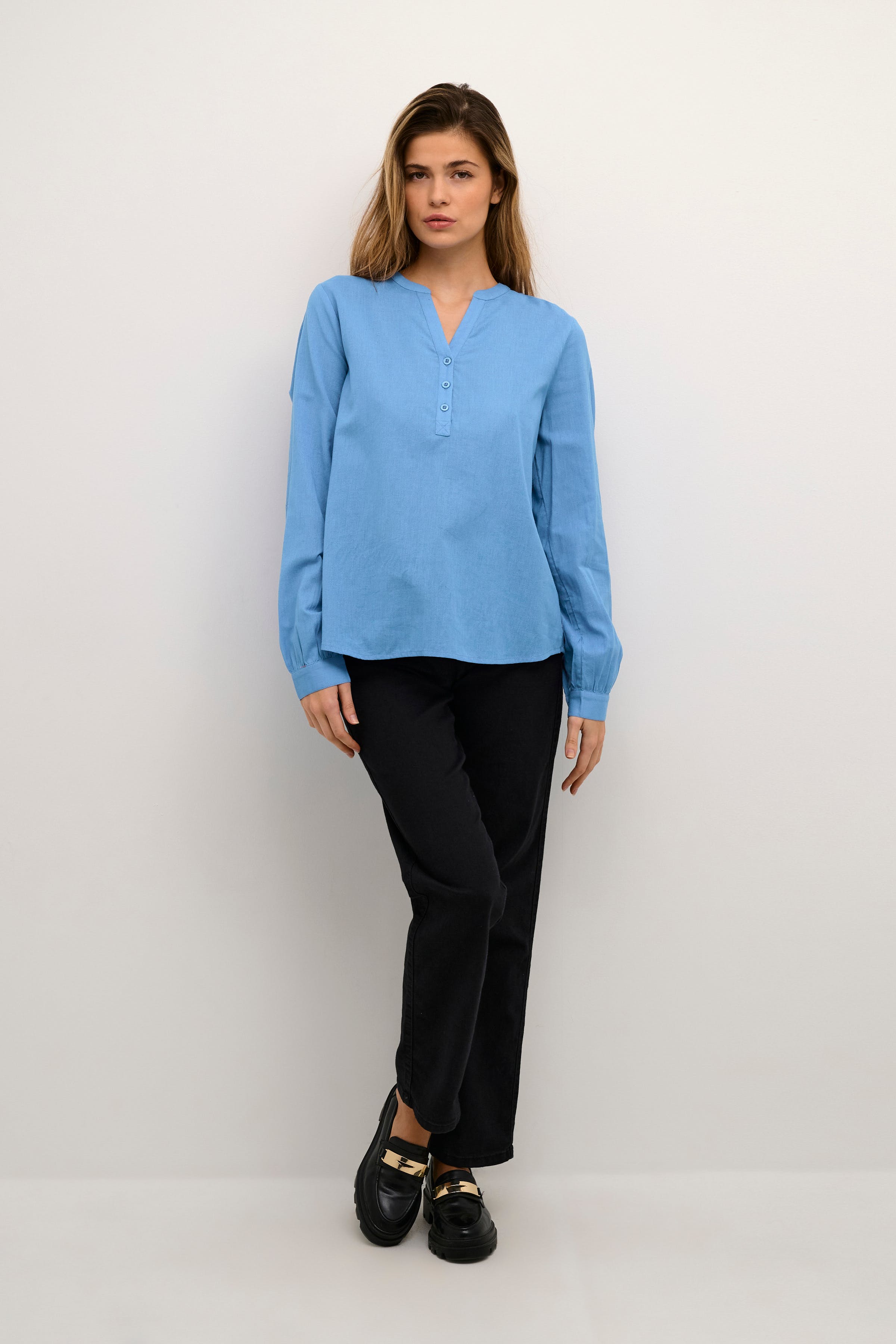 KAmajse Leinenbluse LOOKBOOK FRONT 10507392-184039