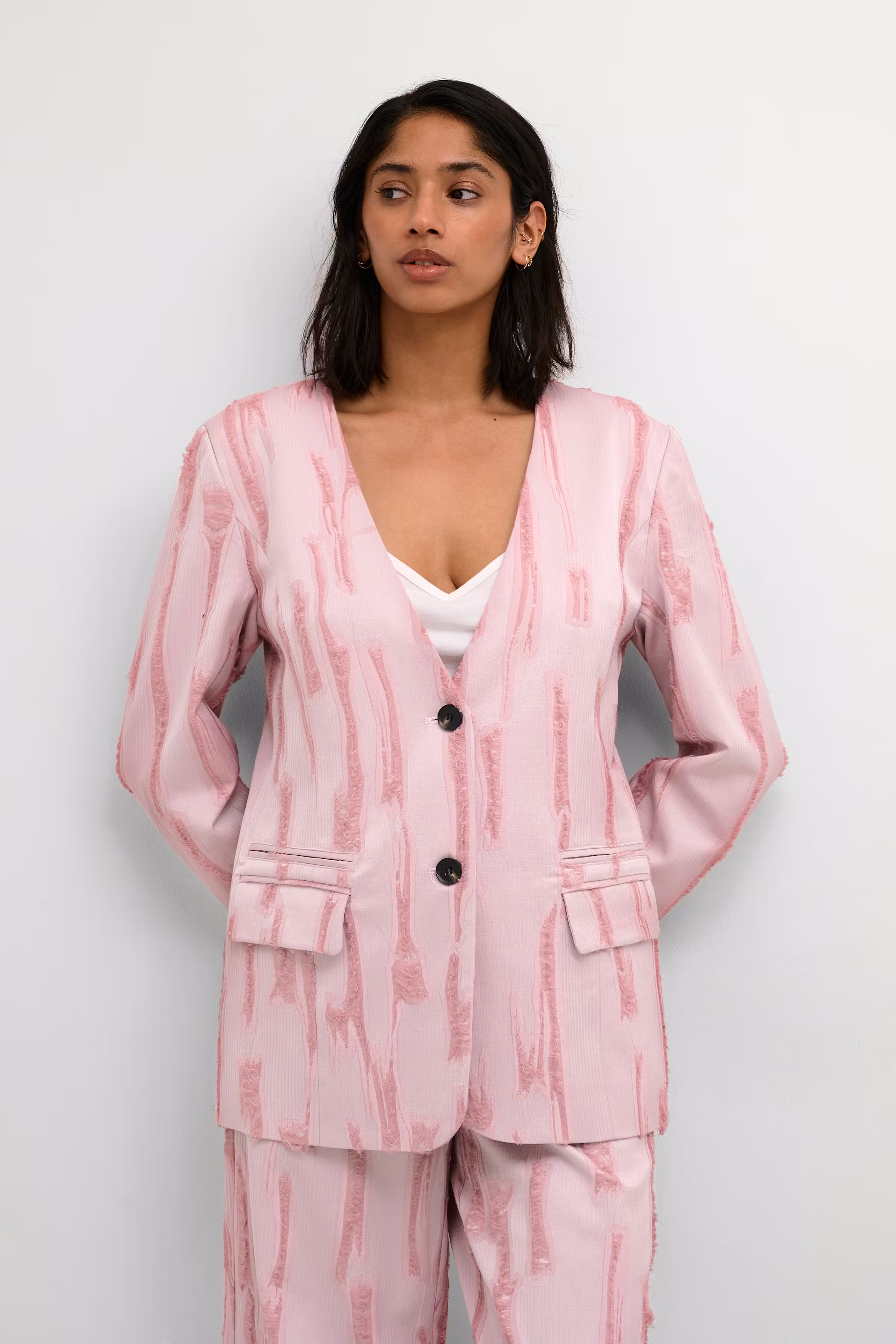 MashaKB Blazer LOOKBOOK FRONT 10104777-161708