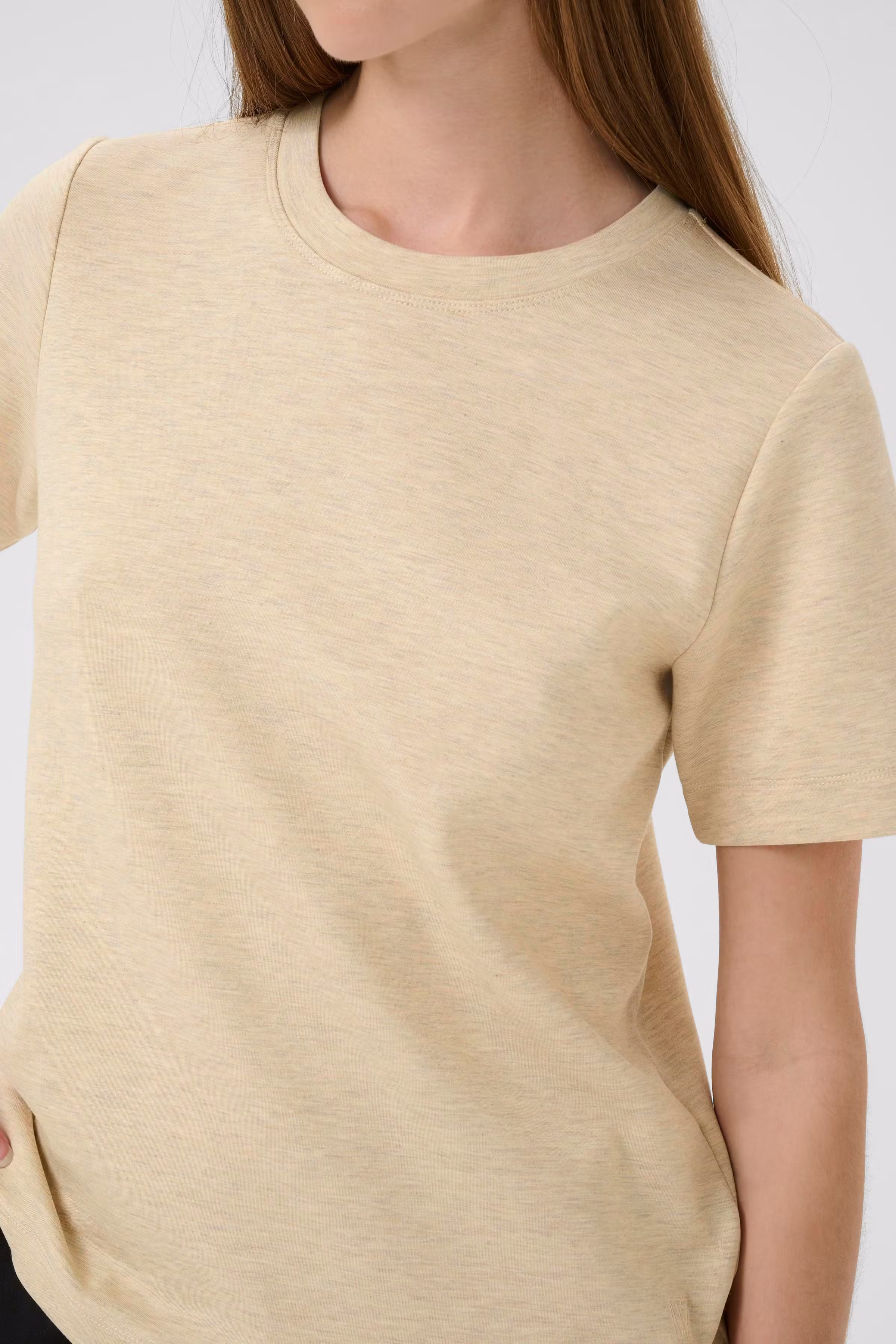 VincentIW Melange Karmen T-shirt LOOKBOOK DETAIL 30107053-1304031