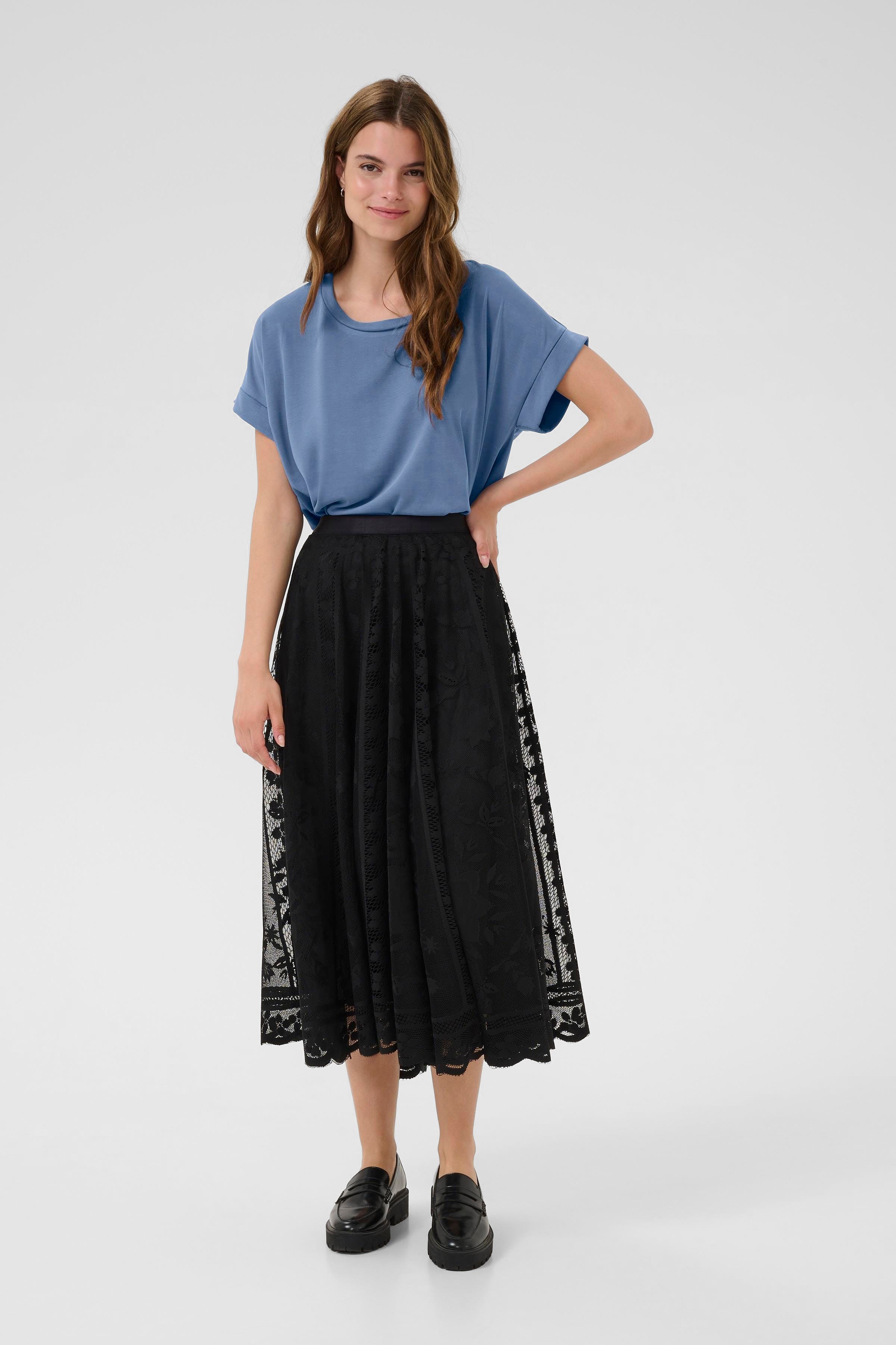 Kajsa T-shirt LOOKBOOK FRONT 50103468-183921