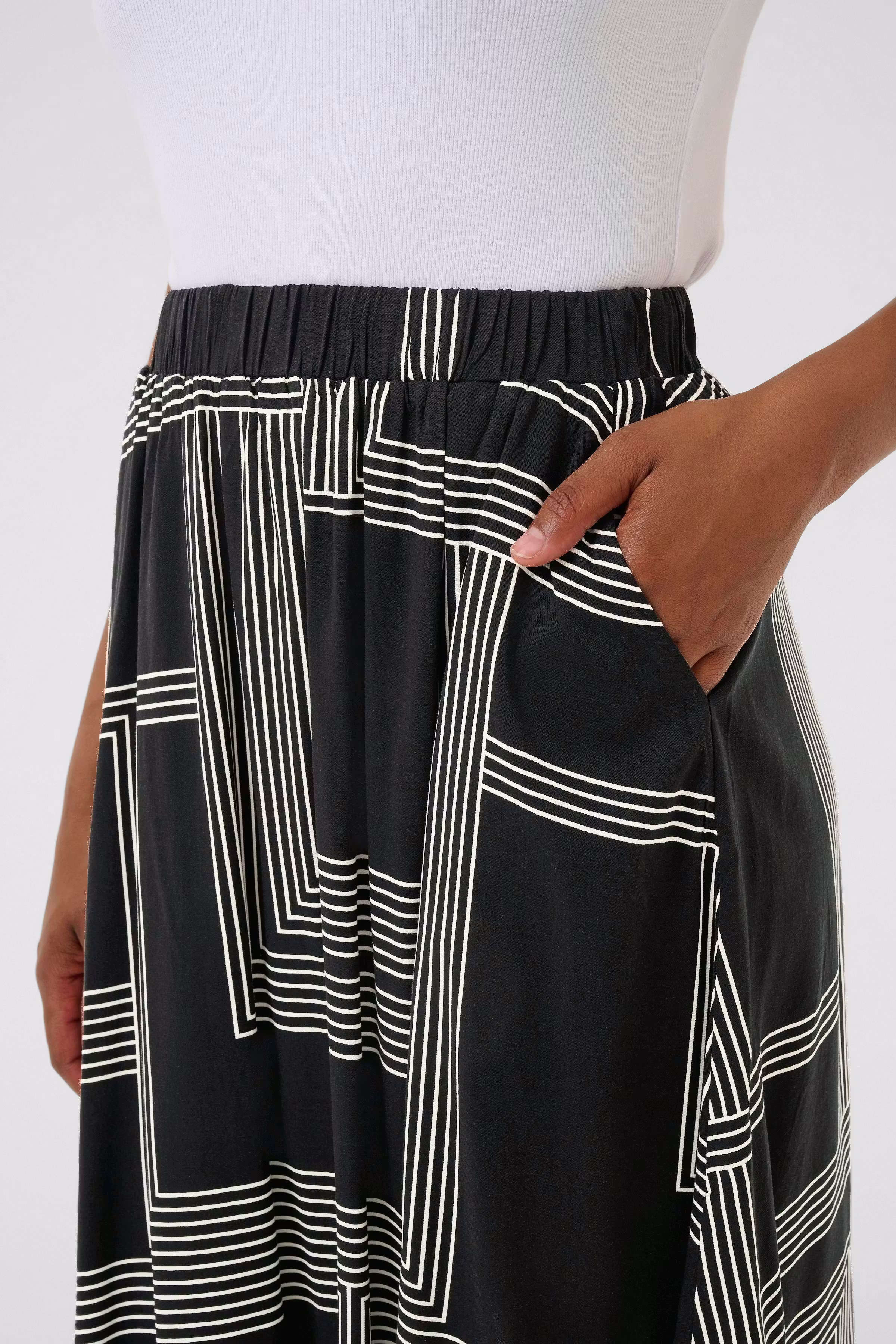 KAdonny Rok LOOKBOOK DETAIL 10510208-107704