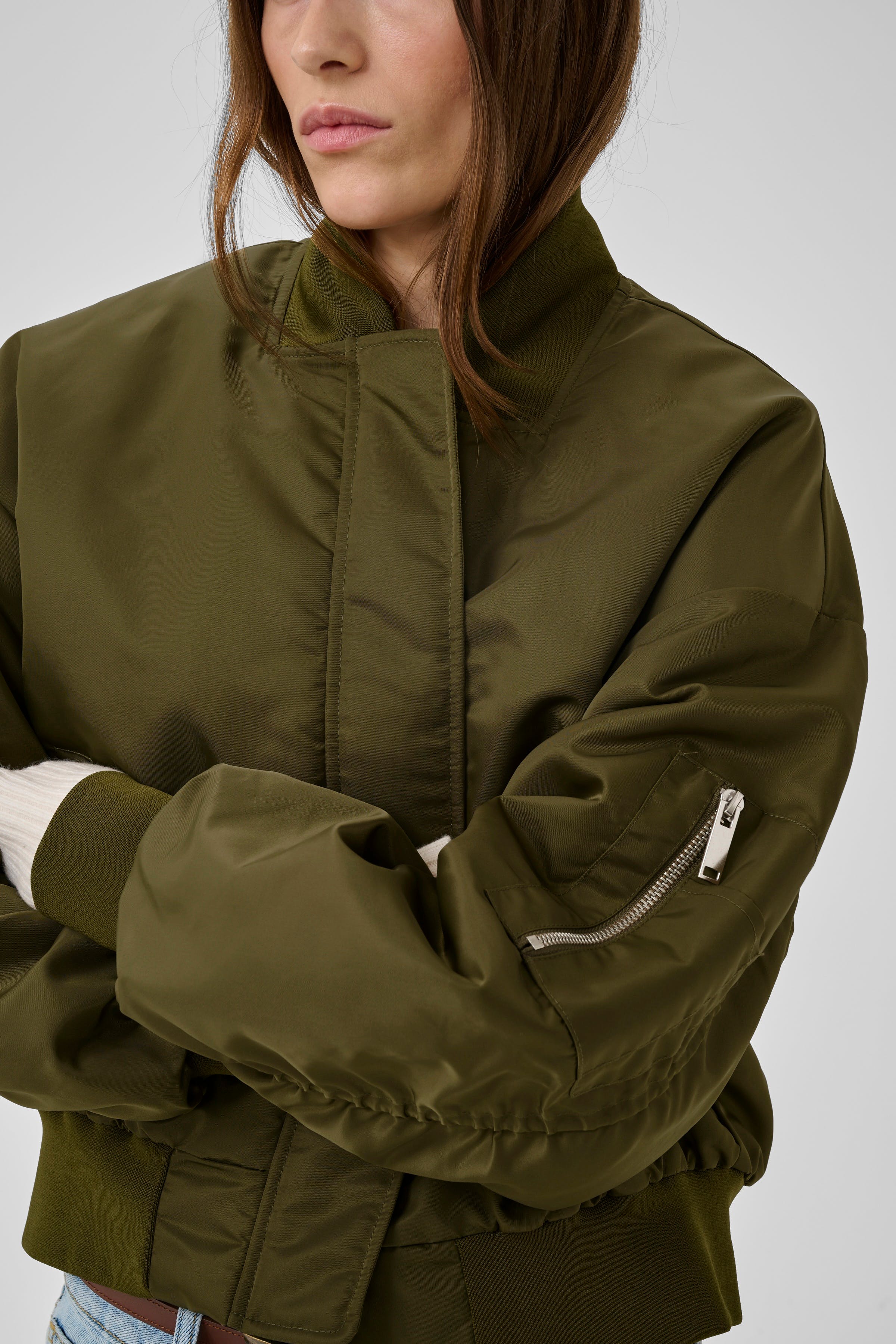 HelgaMW Short Bomber LOOKBOOK DETAIL 10705042-180820