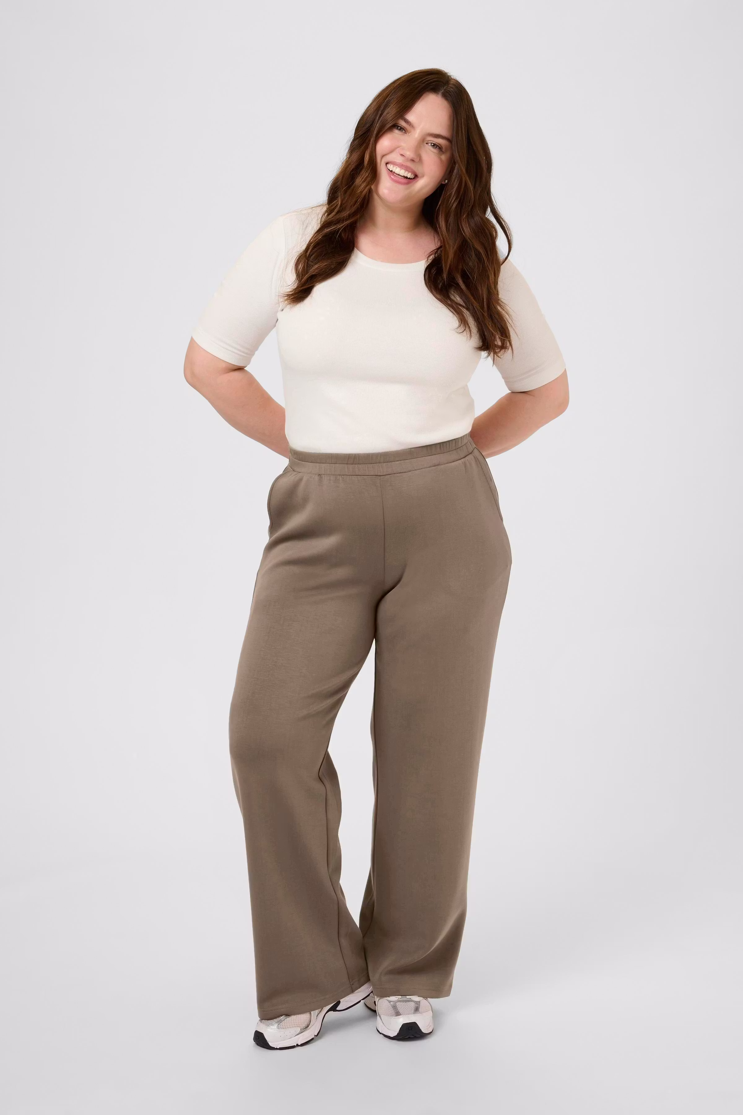 KCannita Trousers LOOKBOOK FRONT 10583797-190808