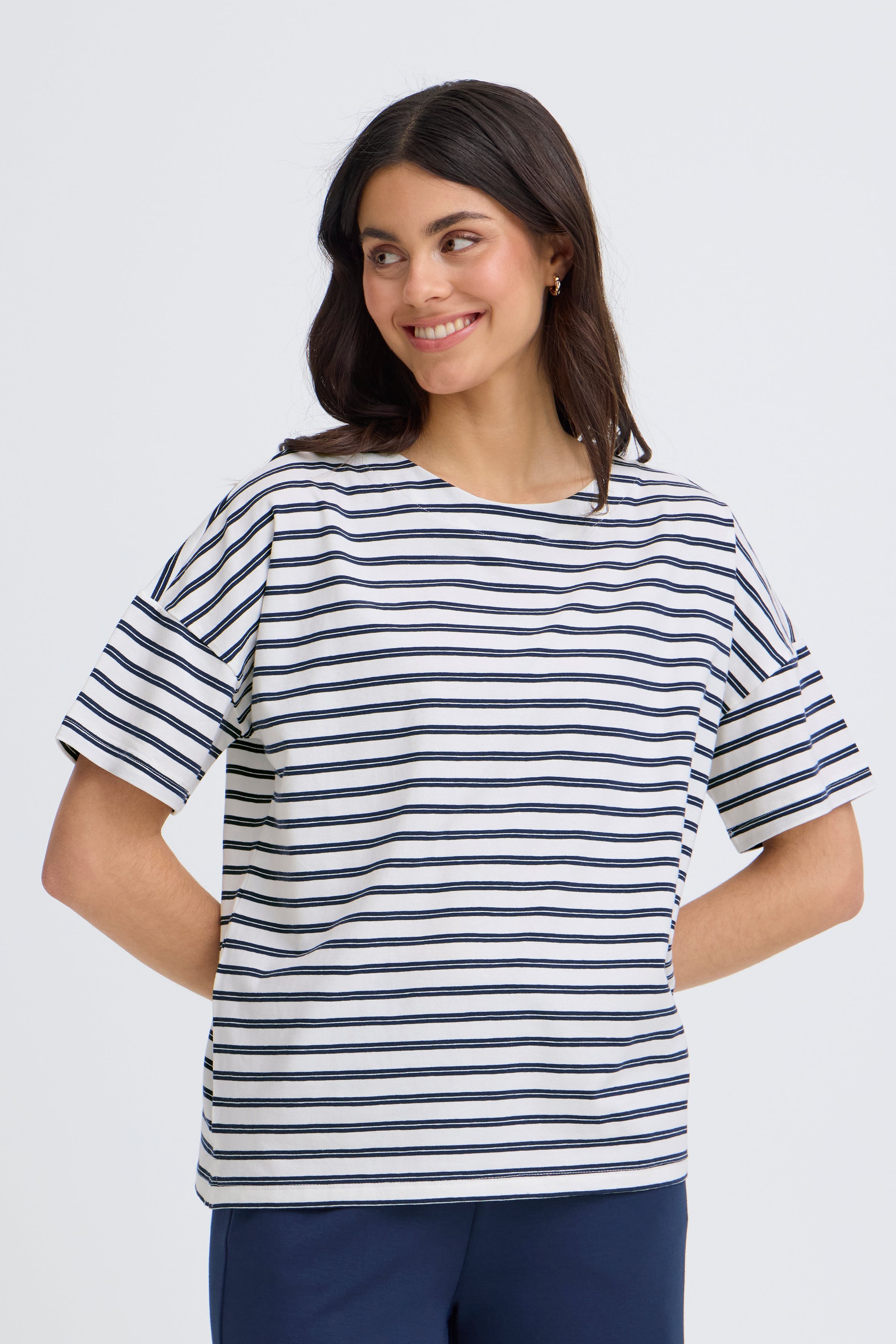 FRSIVA T-shirt LOOKBOOK FRONT 20615788-900006372