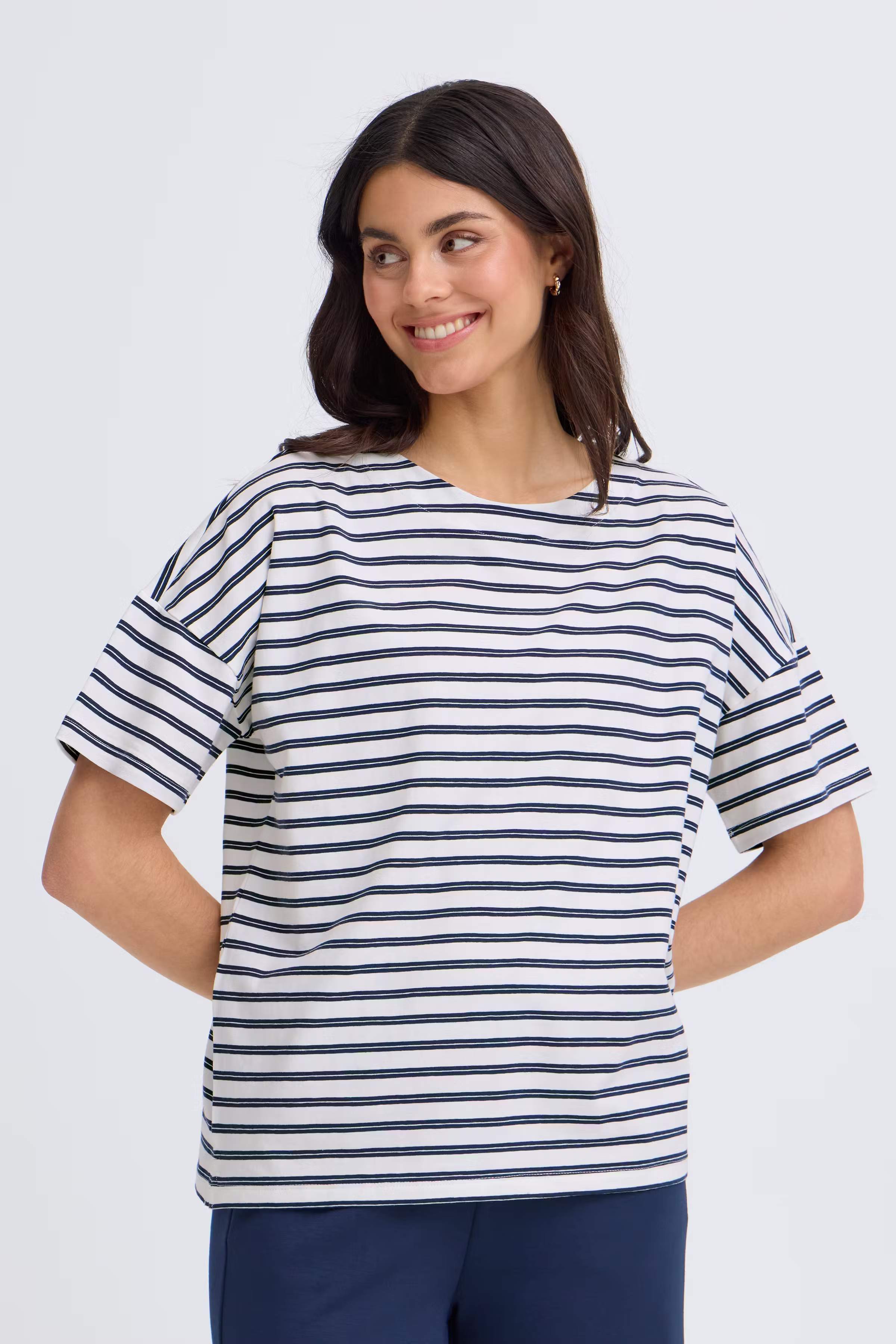 FRSIVA T-shirt LOOKBOOK FRONT 20615788-900006372