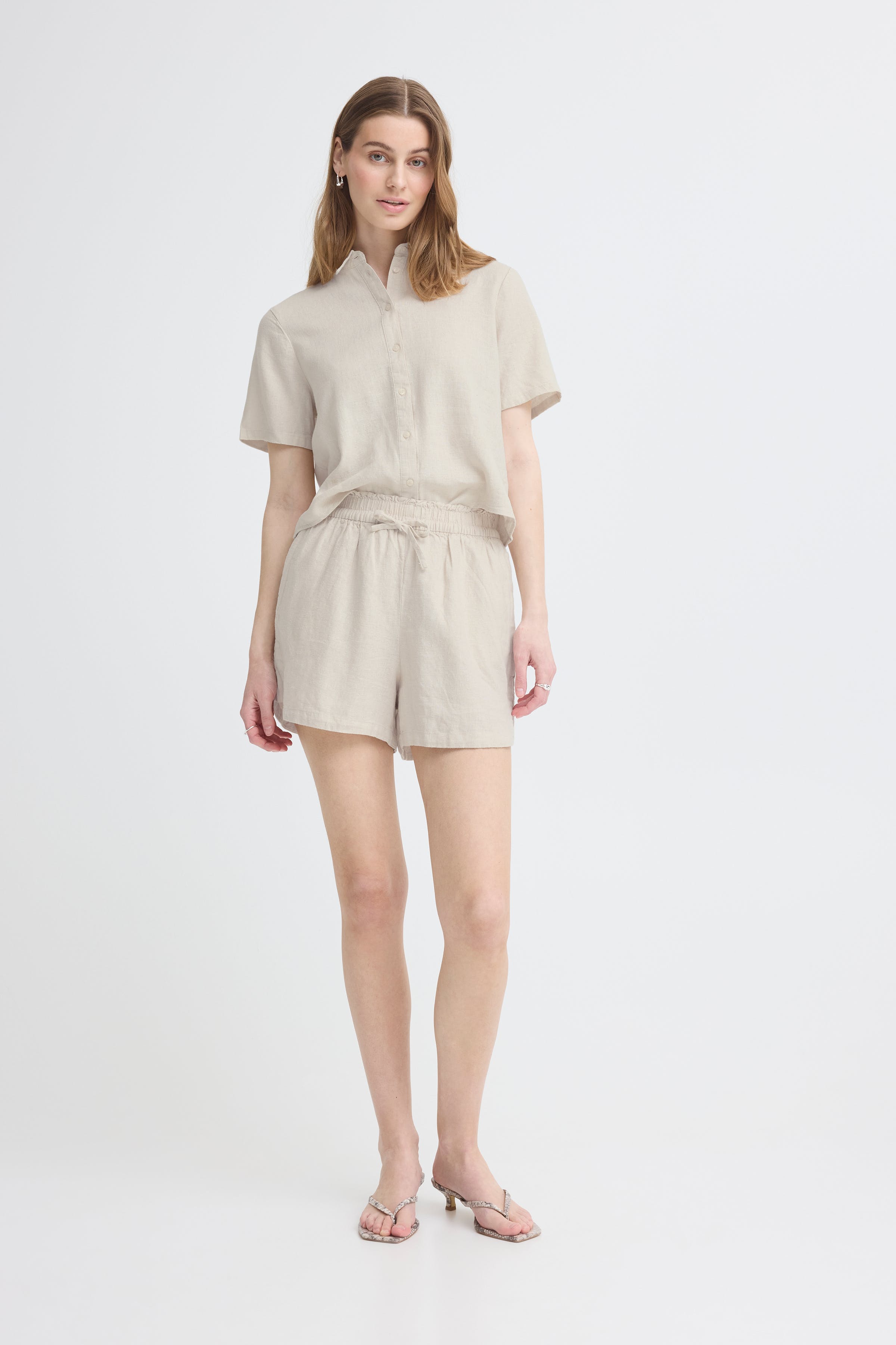 IHLINNO Shorts LOOKBOOK FRONT 20125600-204424