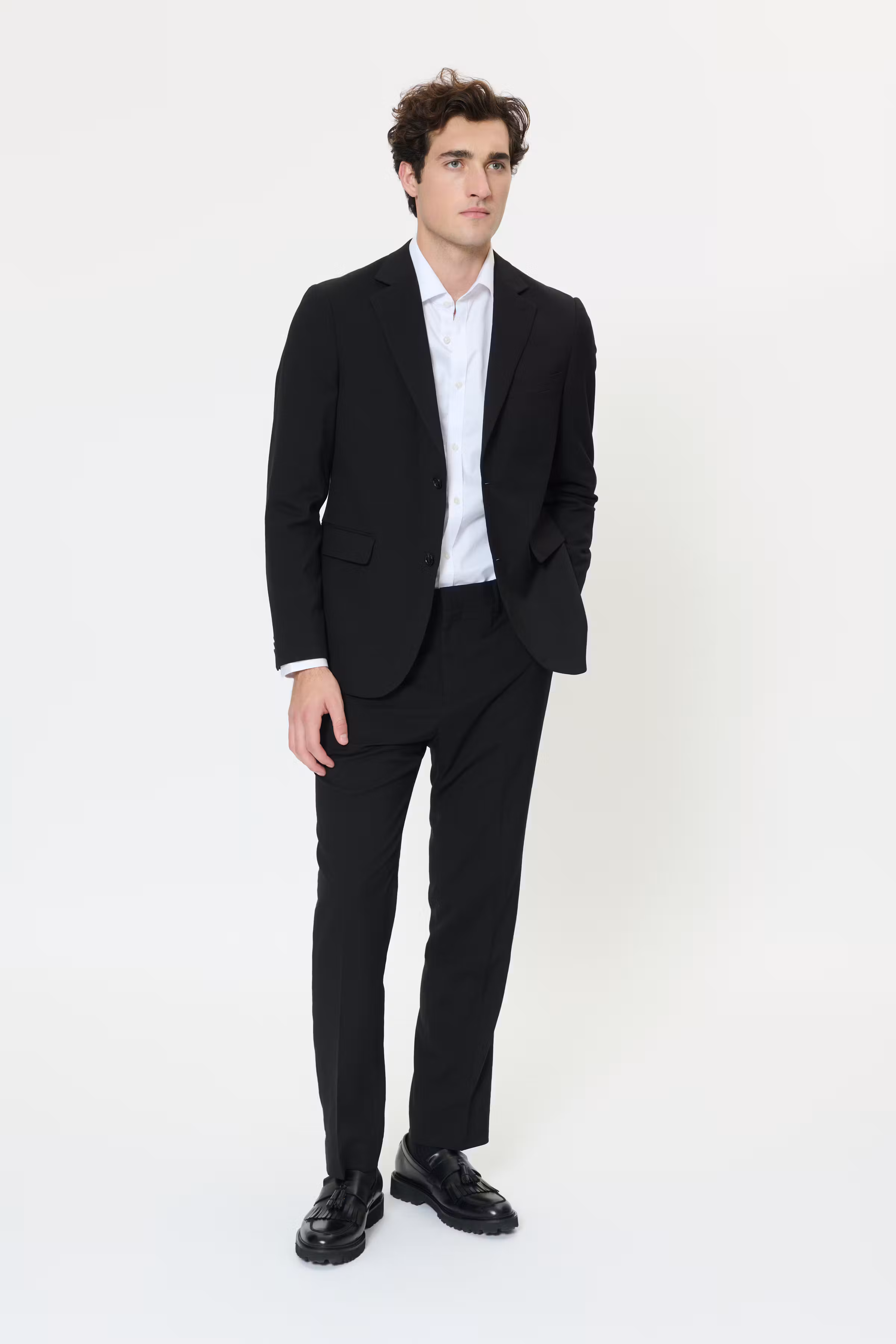 MAcharles Blazer LOOKBOOK FRONT 30208978-300275