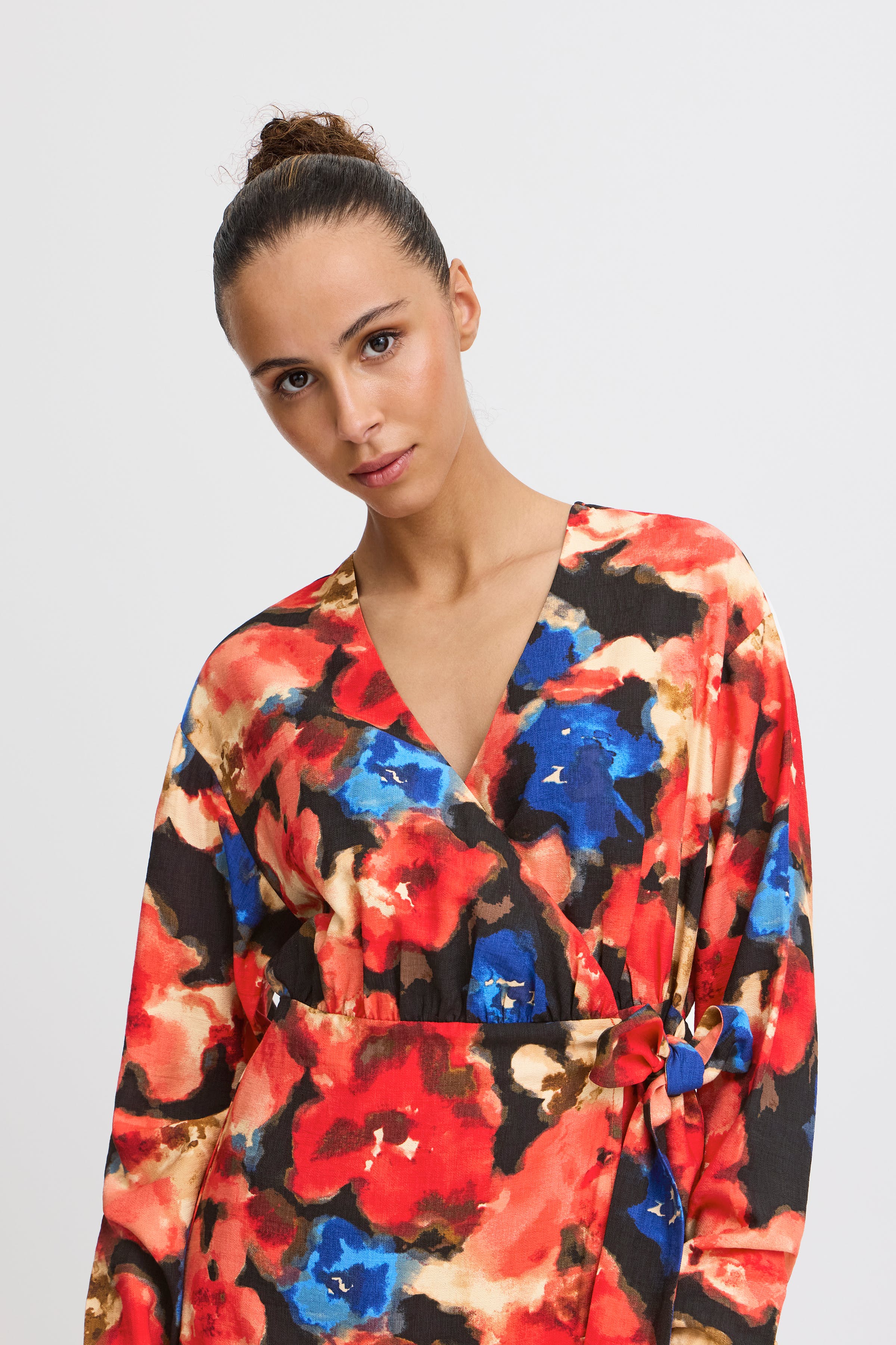 IHESTAVO Dress LOOKBOOK DETAIL 20121824-203712