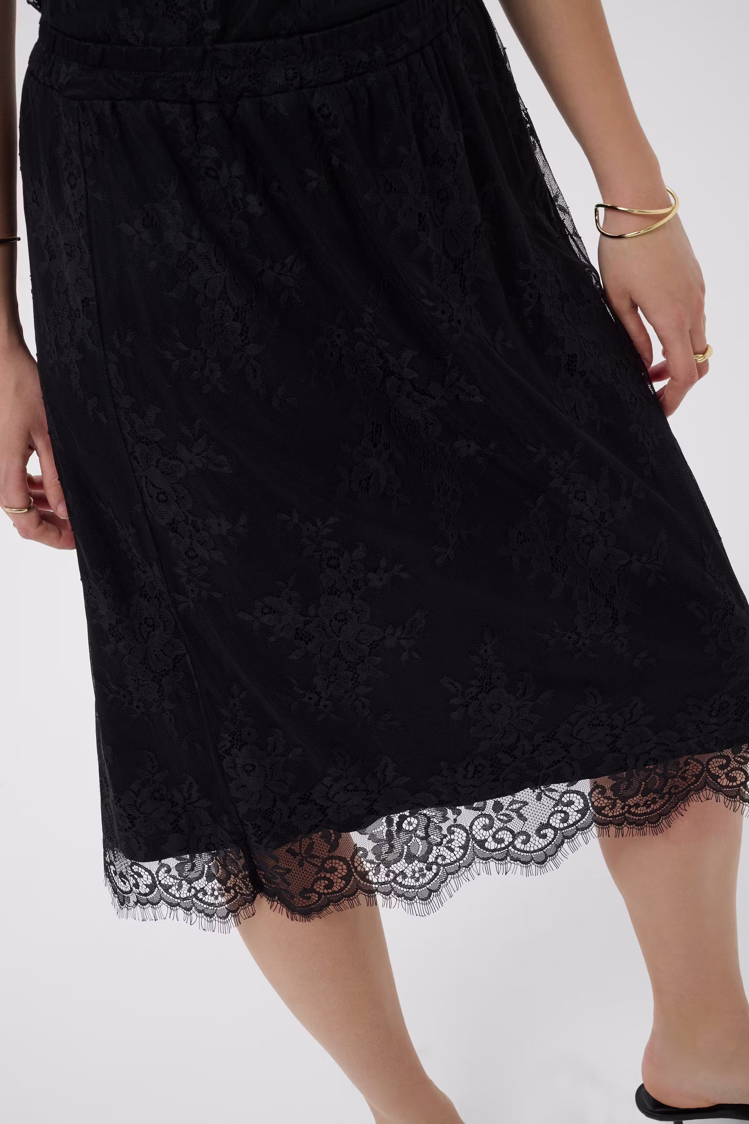 CRMira Rock LOOKBOOK DETAIL 10615810-100120