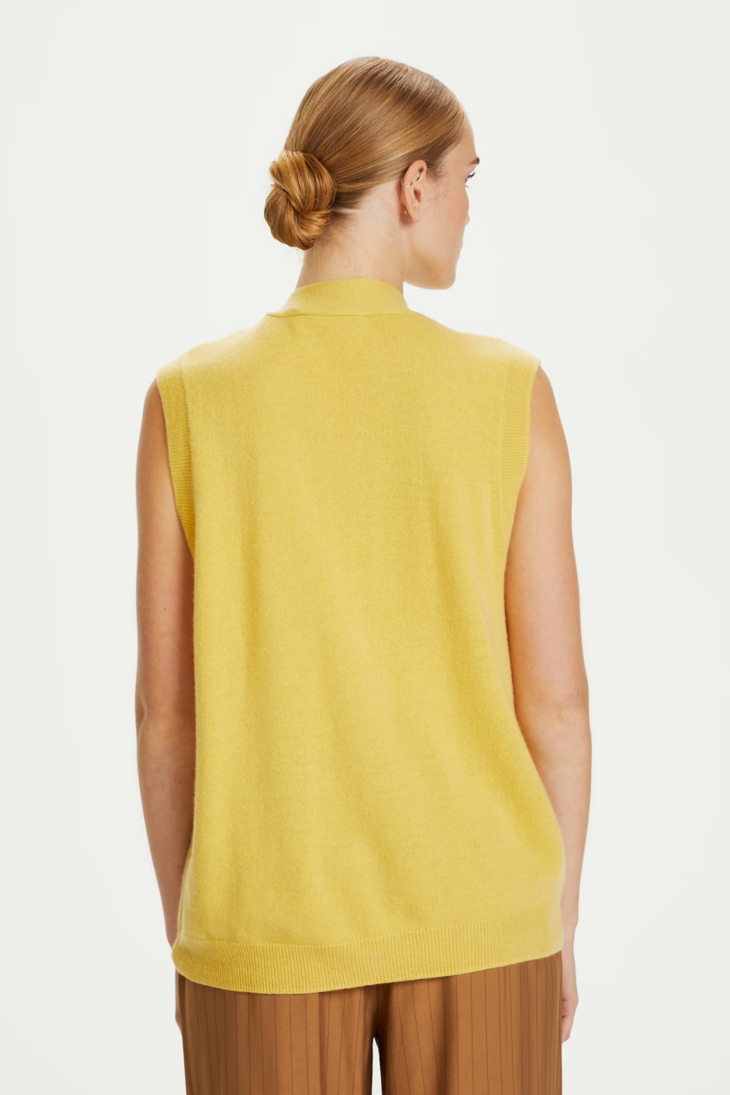 HayaKB Strickweste LOOKBOOK BACK 10103535-140826