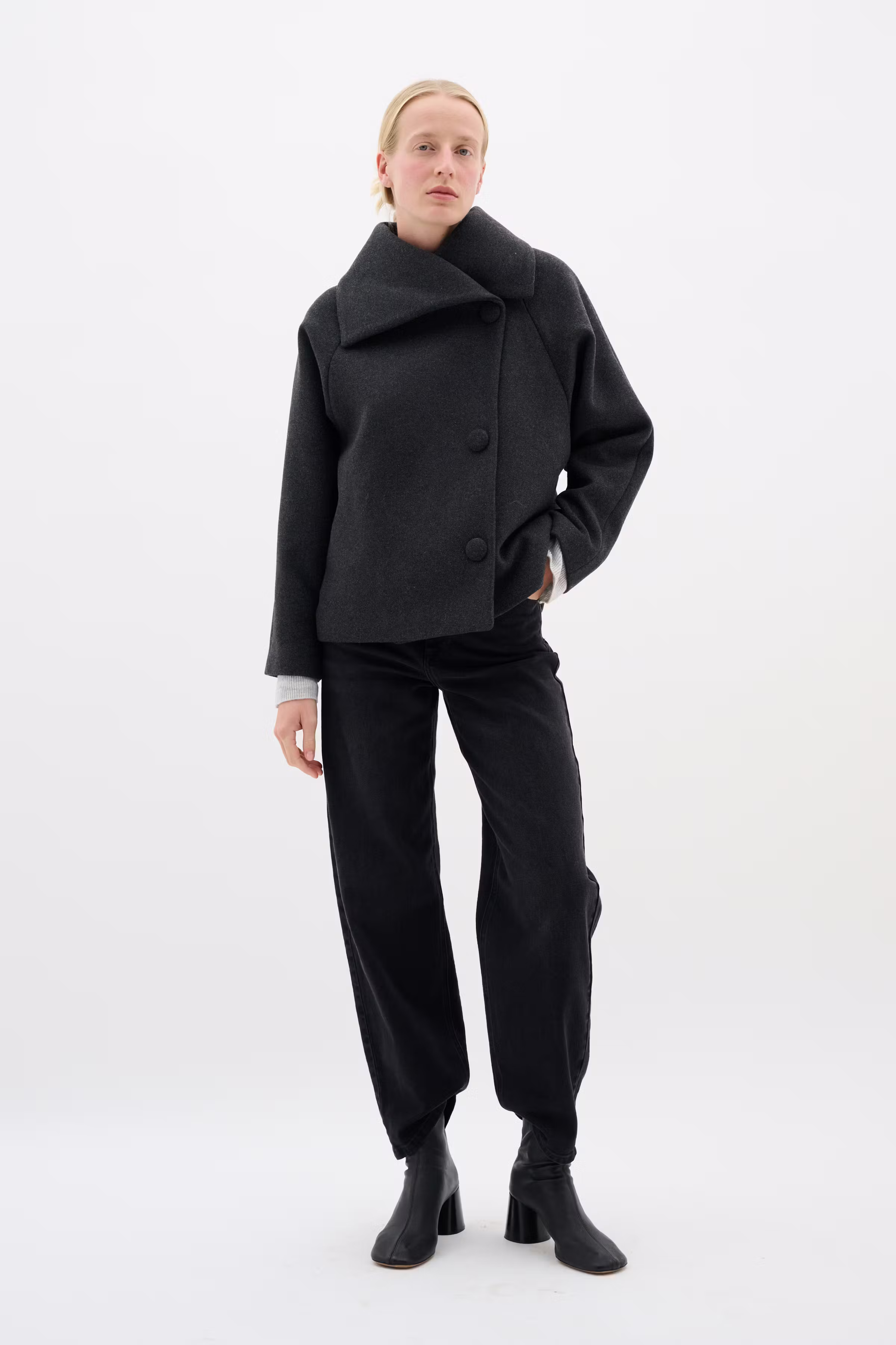 PerryIW Short Kappa LOOKBOOK FRONT 30110807-300596