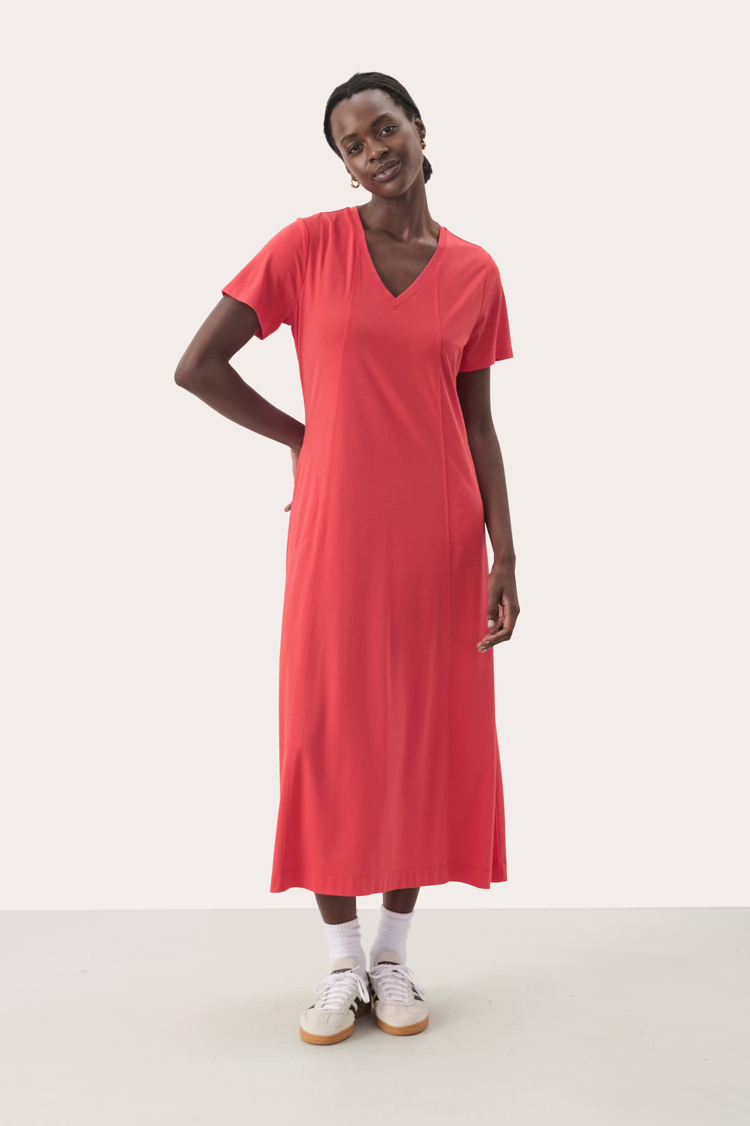 NataziaPW Kjole LOOKBOOK FRONT 30309456-171663