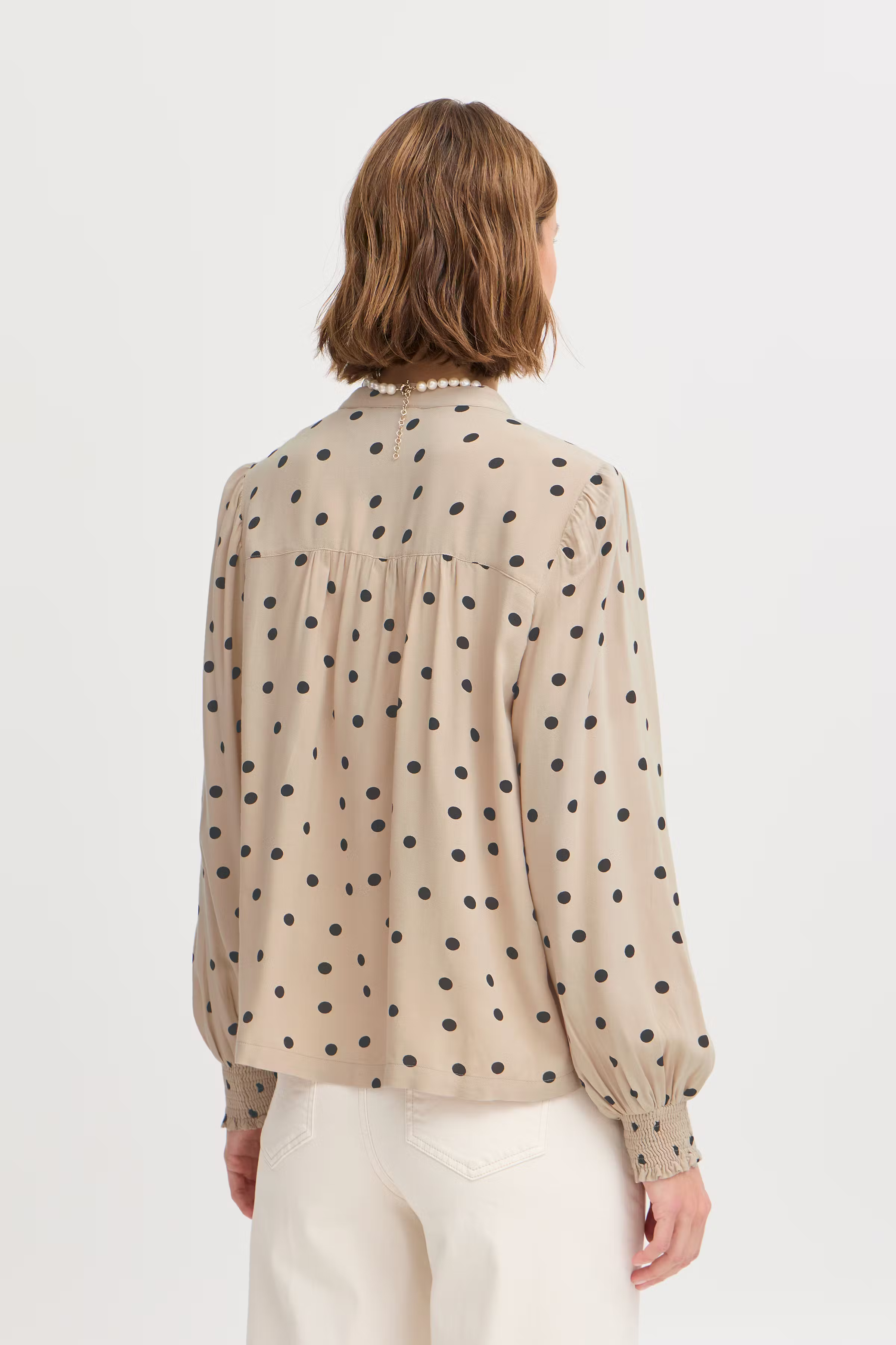 BYJOSA Blus LOOKBOOK BACK 20816238-204100