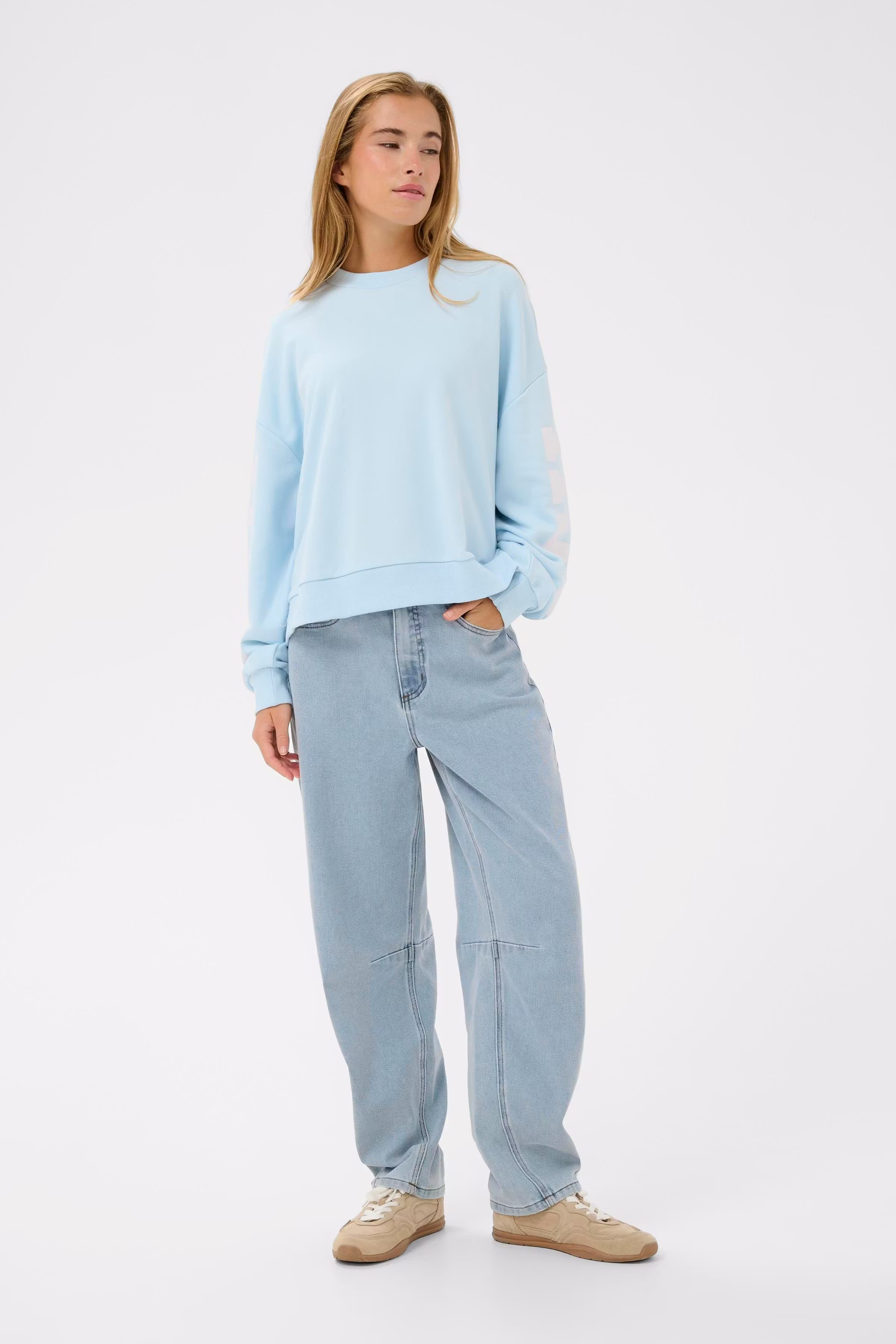 KAminna Jeans LOOKBOOK FRONT 10511295-109004