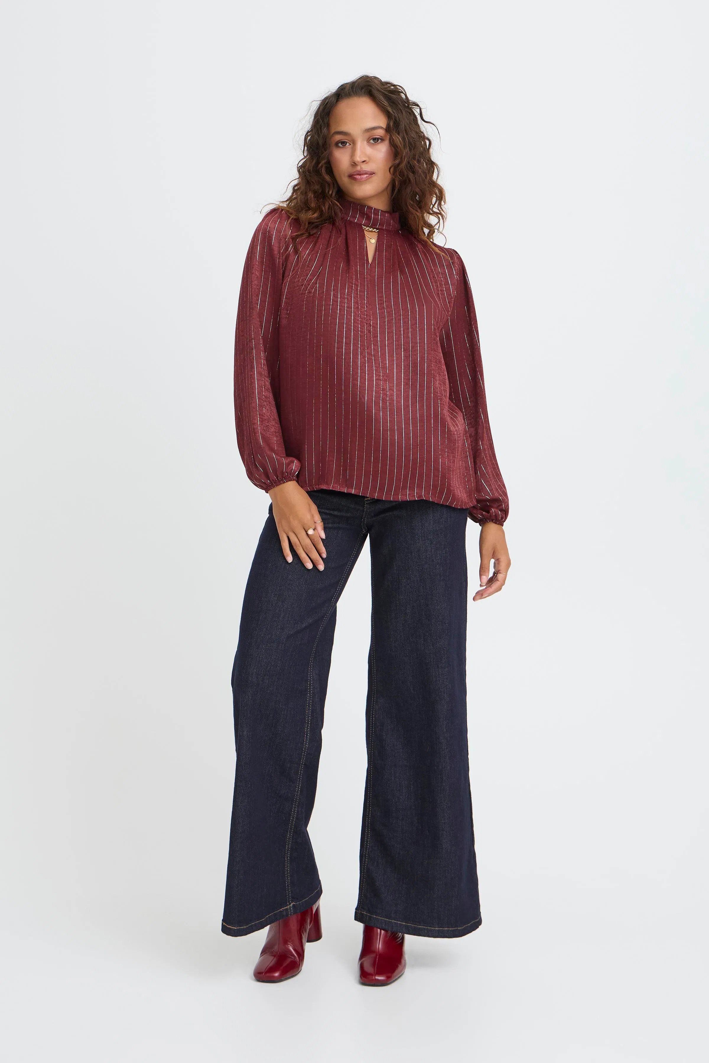 SBDAISY Bluse LOOKBOOK FRONT 22101116-191724