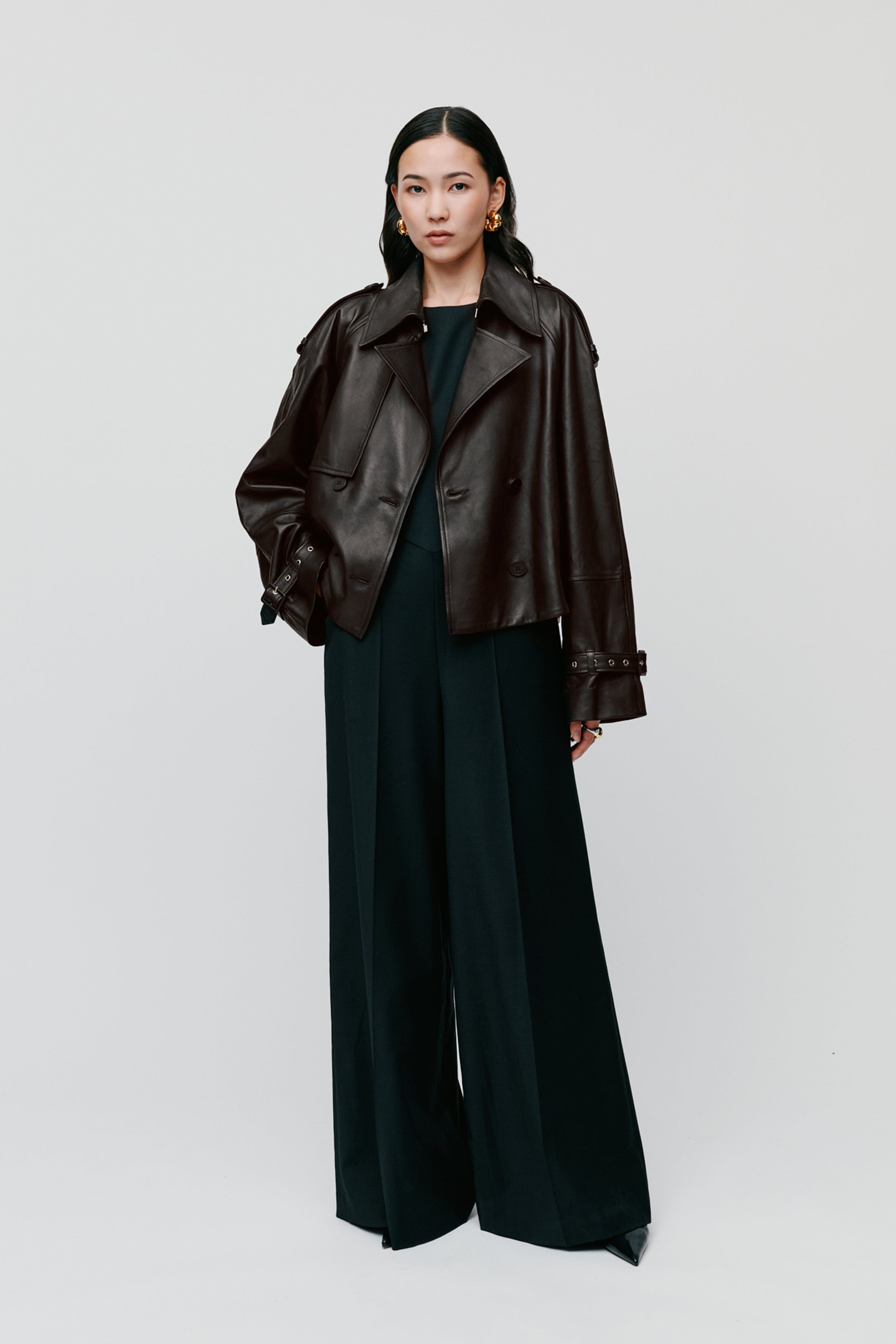 LUNA Outerwear LOOKBOOK FRONT 30600686-BR289