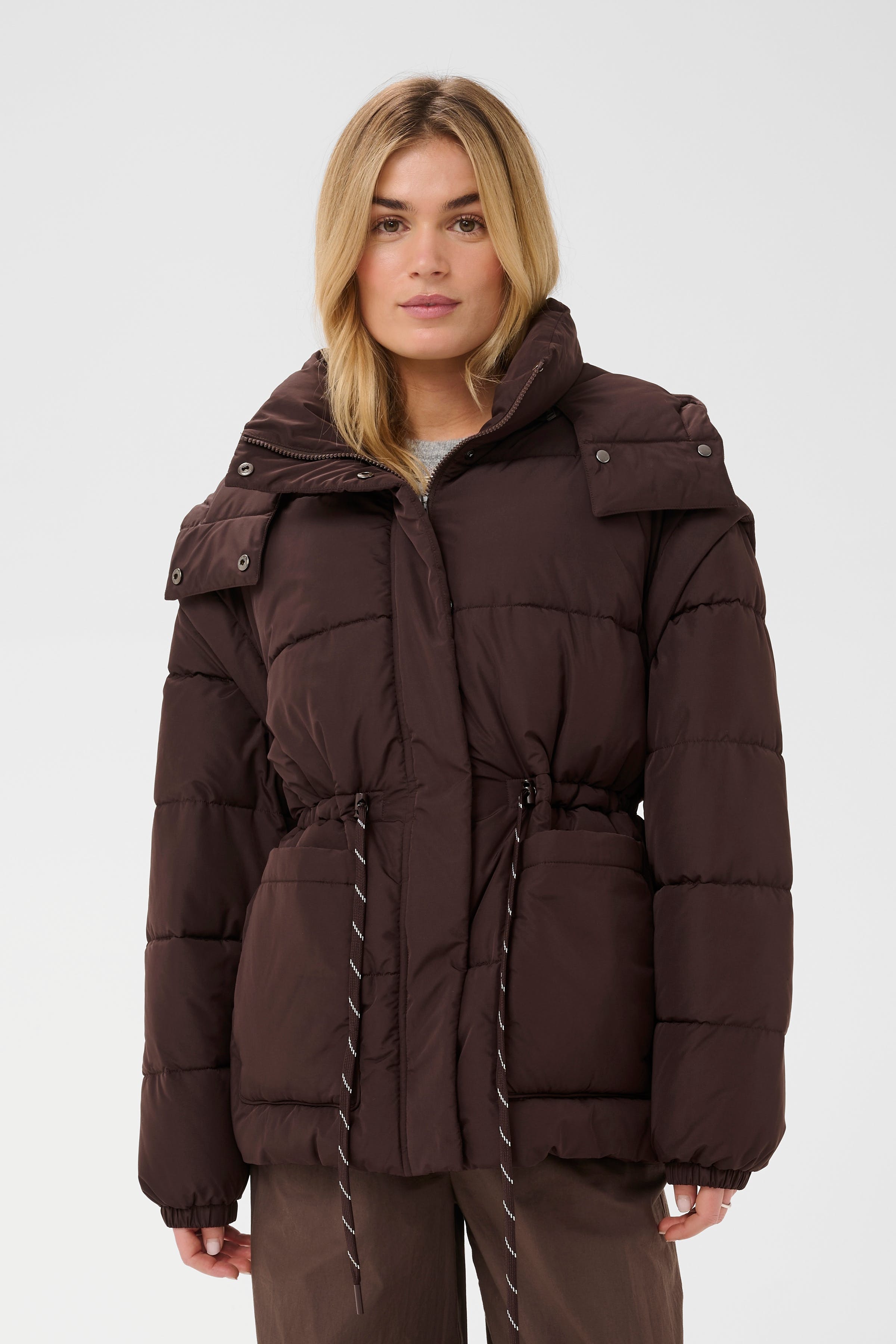 SybilSZ Ytterplagg LOOKBOOK FRONT 30515136-191016