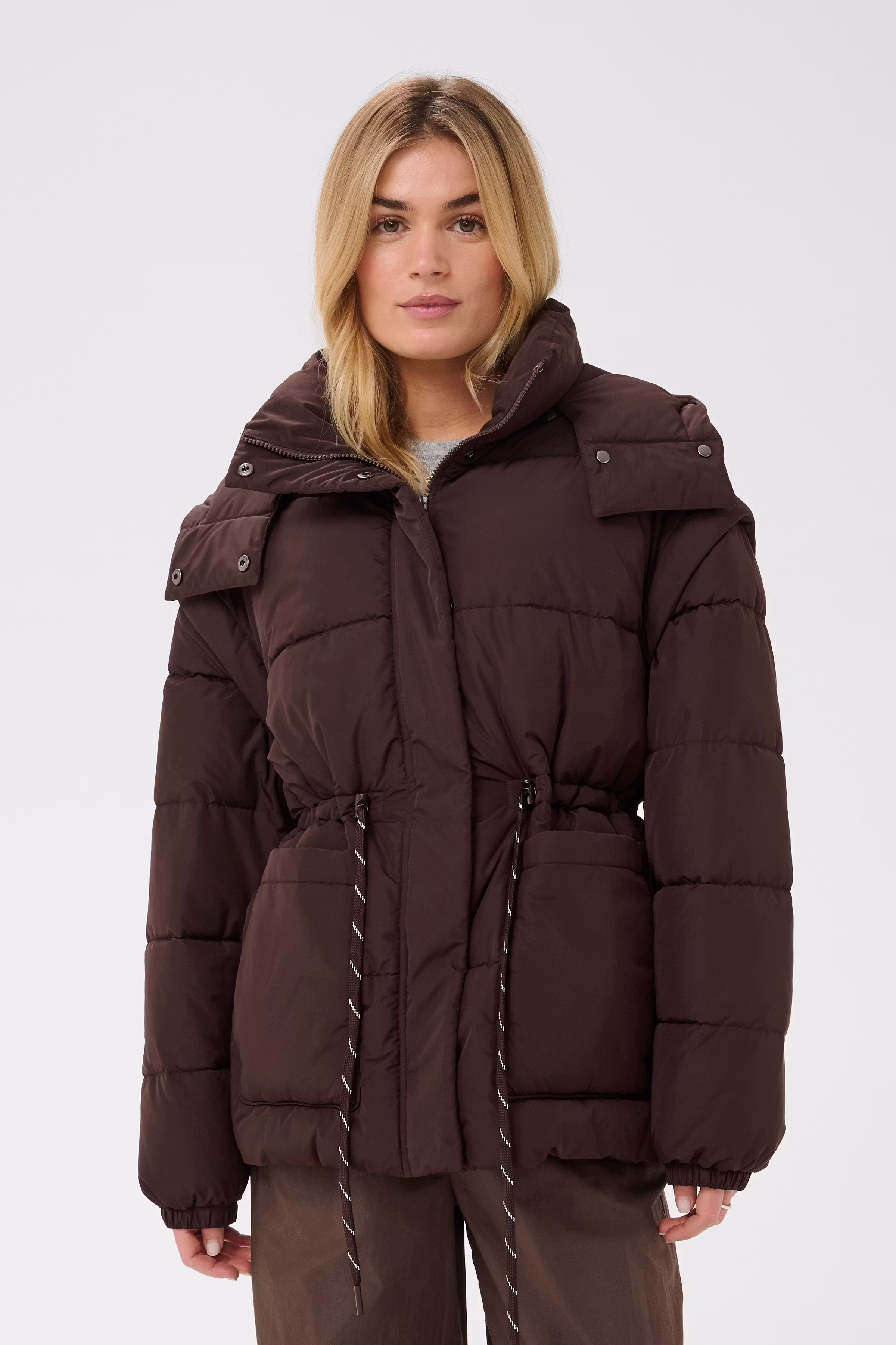 SybilSZ Ytterplagg LOOKBOOK FRONT 30515136-191016