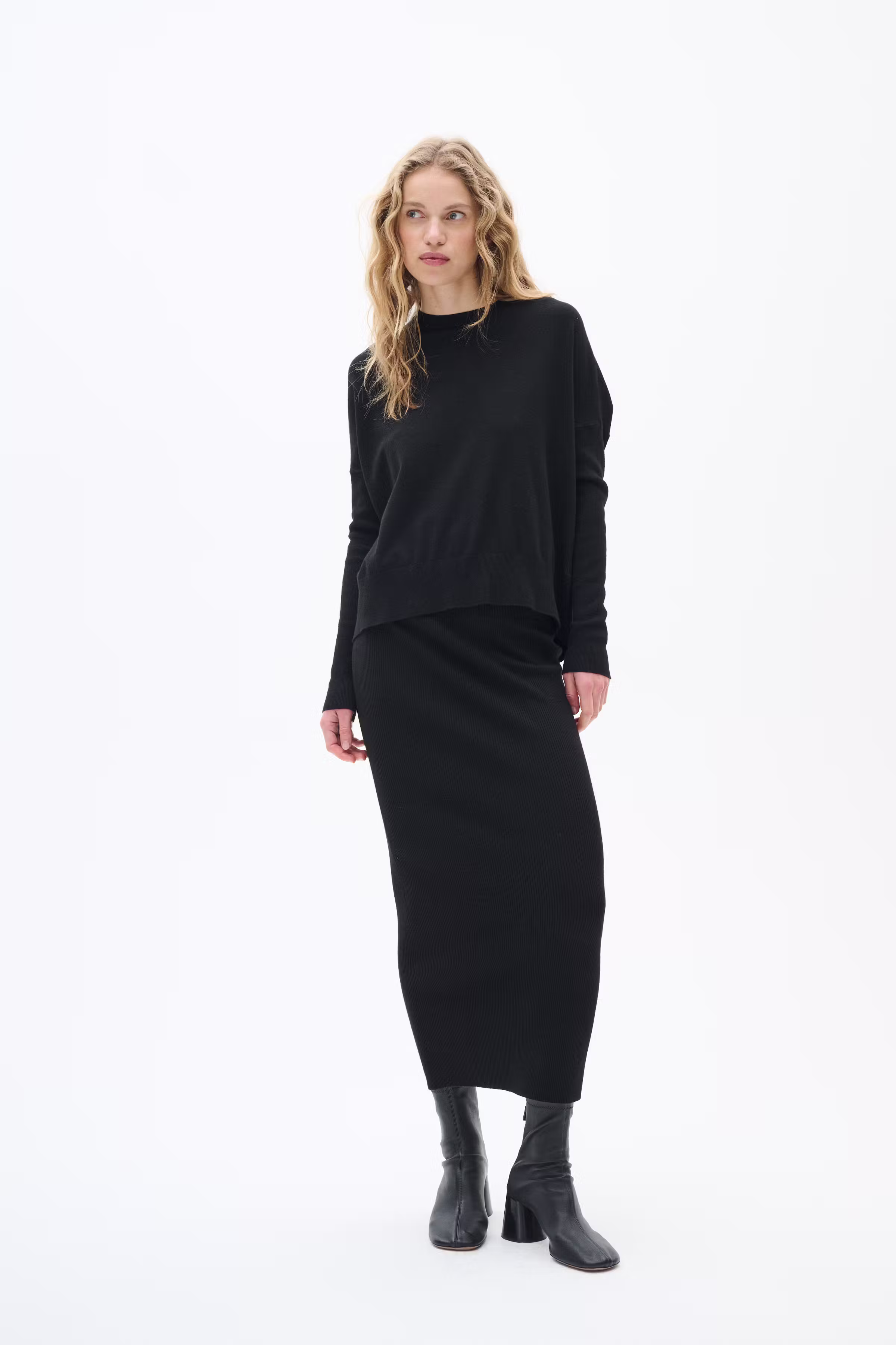 UdeliaIW Rok LOOKBOOK FRONT 30110077-194008