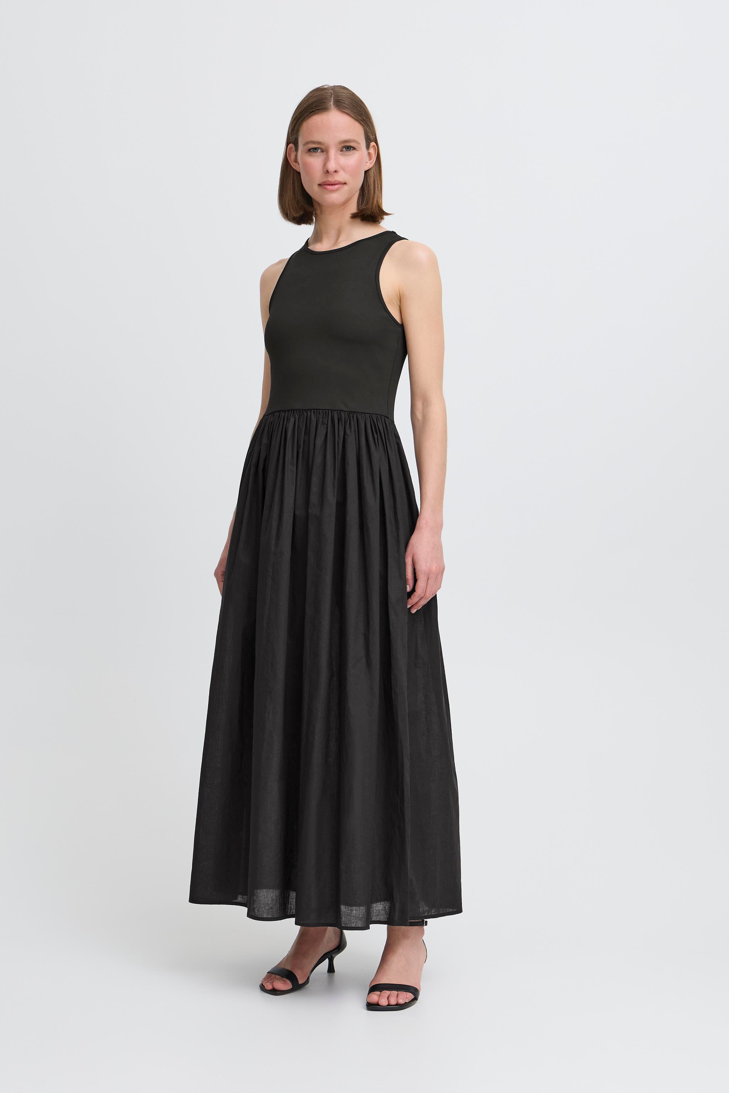 IHCALLY Denim dress in washed med. blue cotton | ICHI