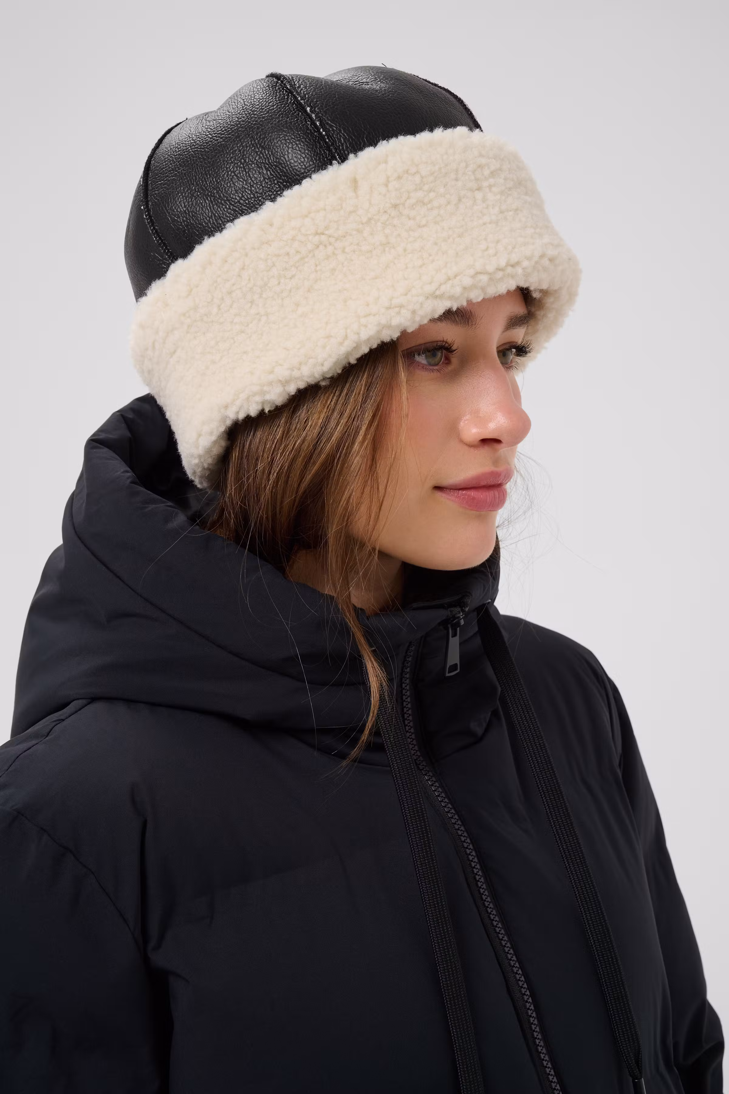 SasjaSZ Hat LOOKBOOK DETAIL 30515103-305093