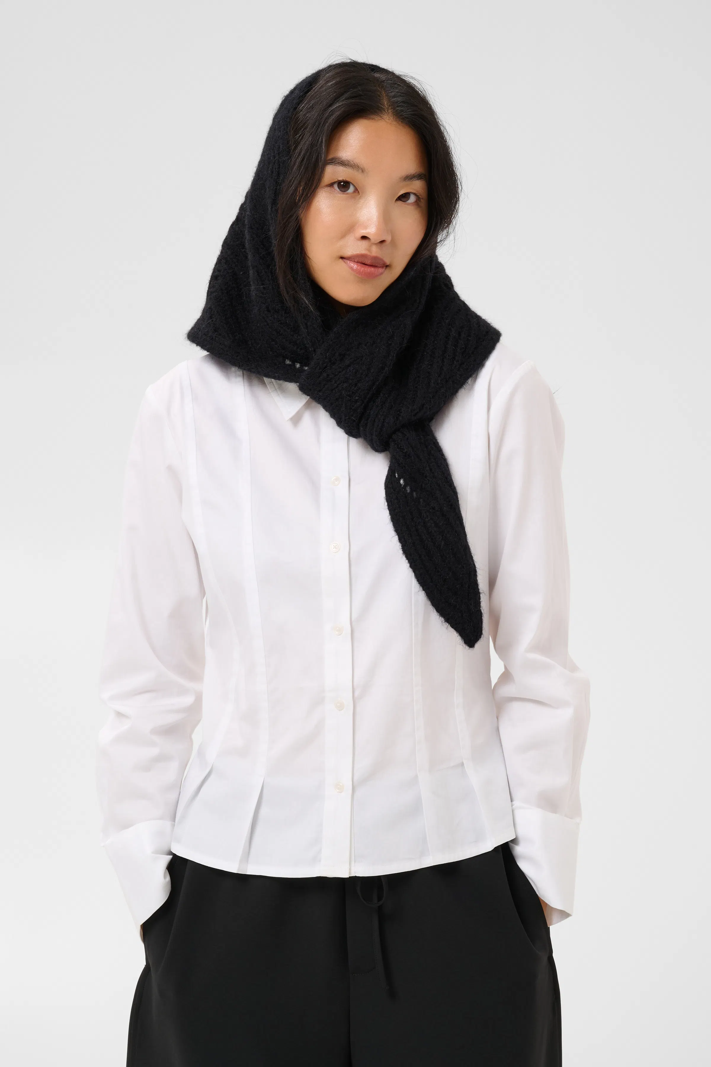 LilianaPW Tuch LOOKBOOK FRONT 30311023-194008