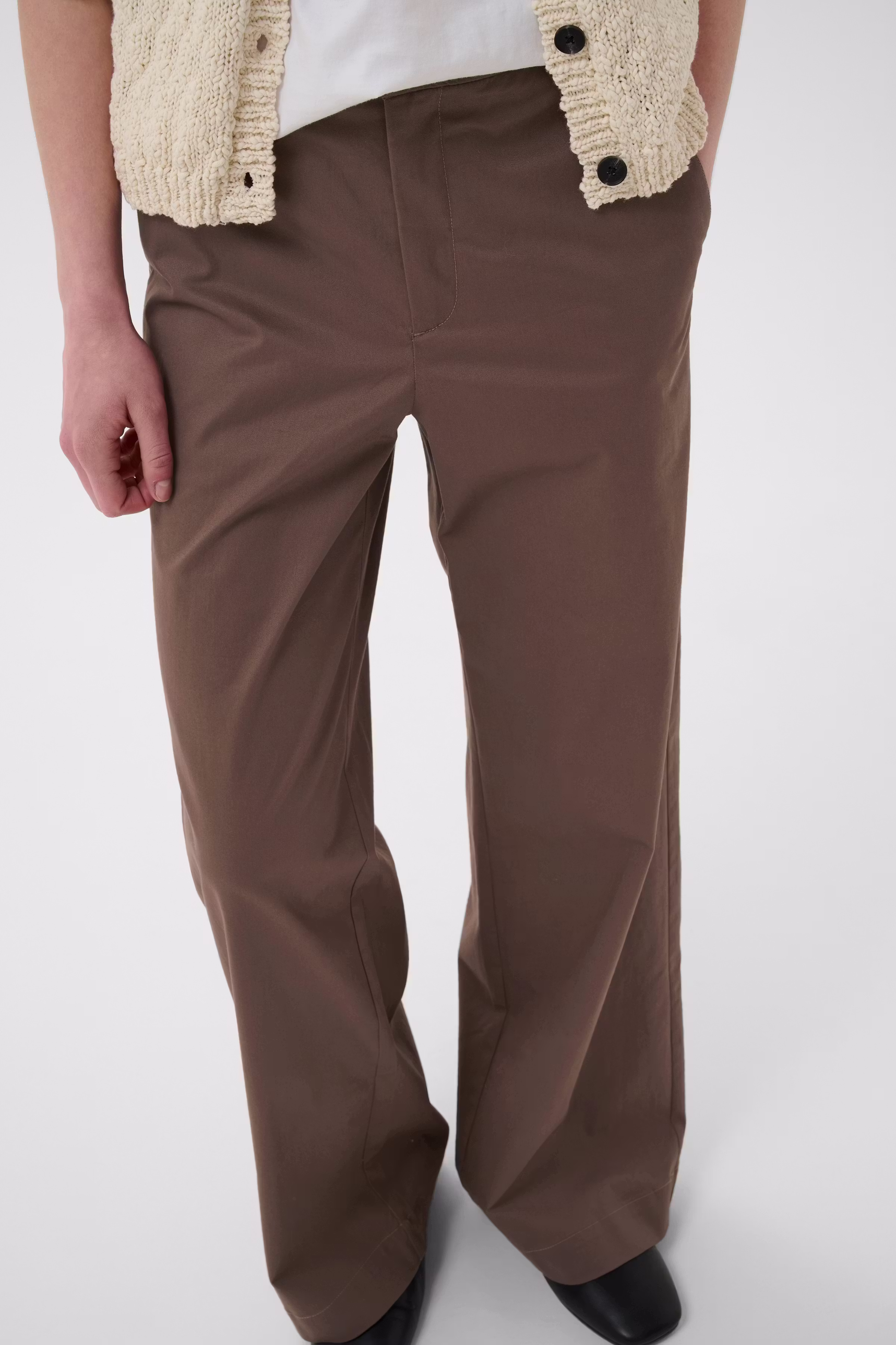 ELVIA Trousers LOOKBOOK DETAIL 30112528-181307