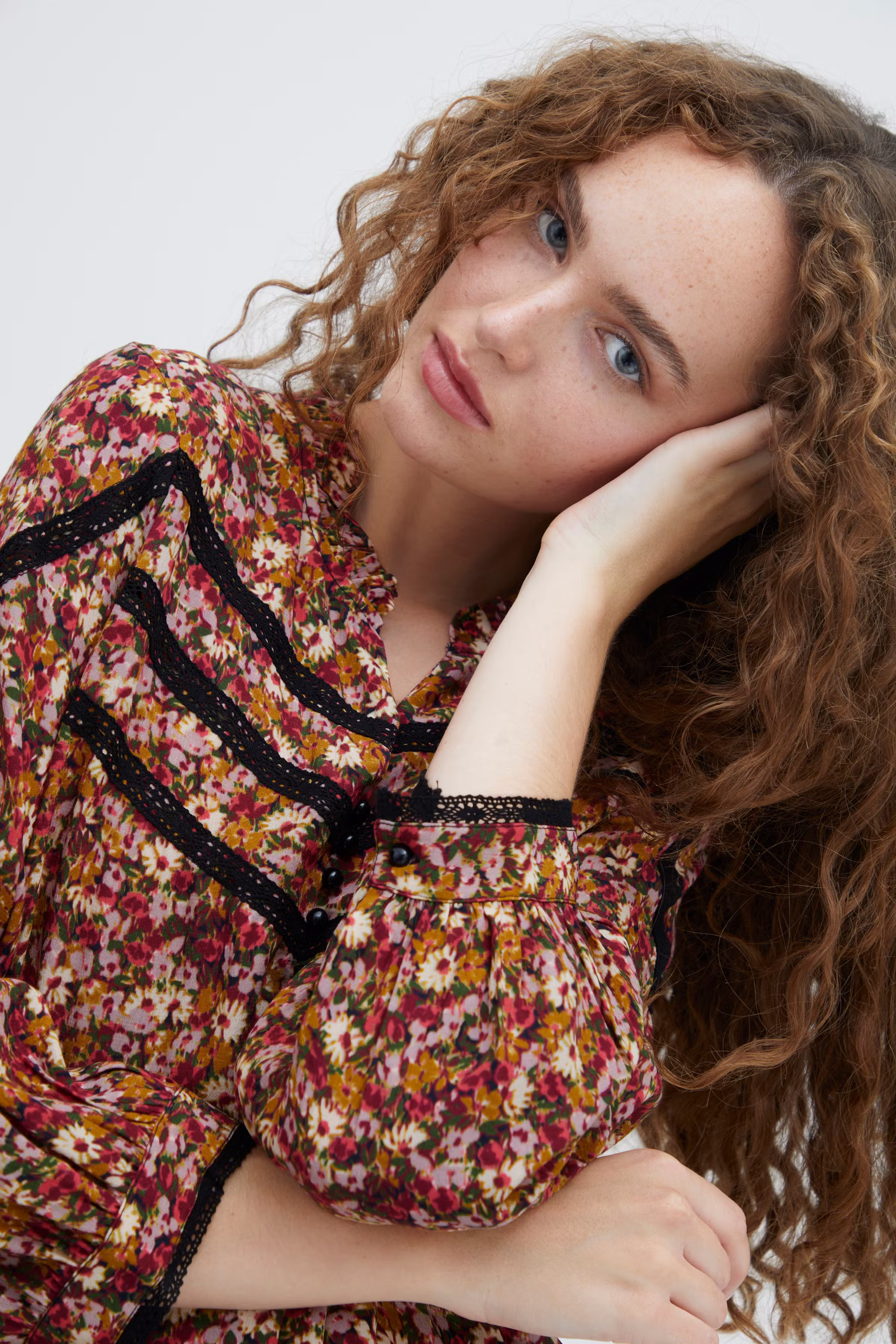 IRCHARMINE Bluse LOOKBOOK DETAIL 20116707-190419