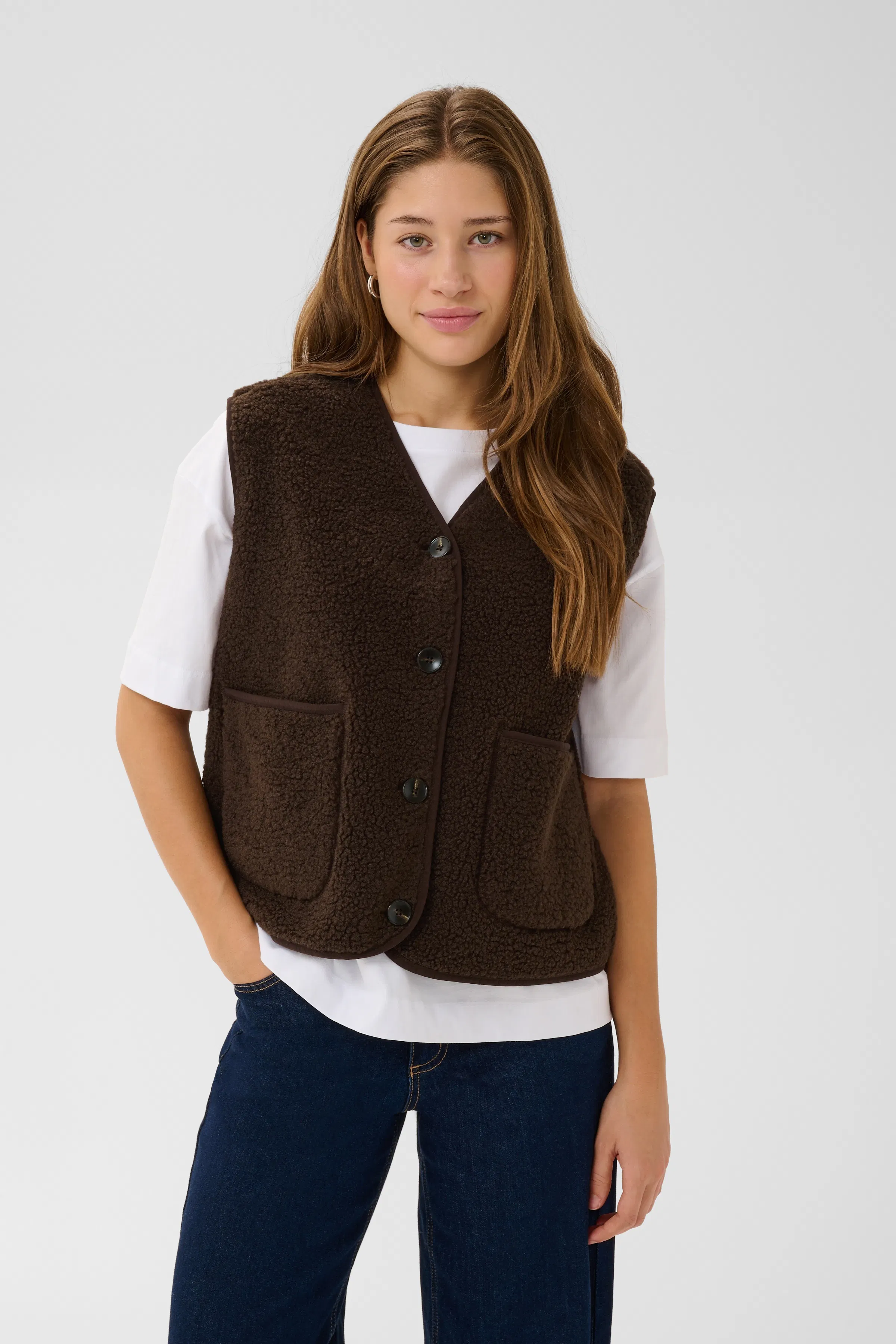 KAgunilla Vest LOOKBOOK FRONT 10513222-191218