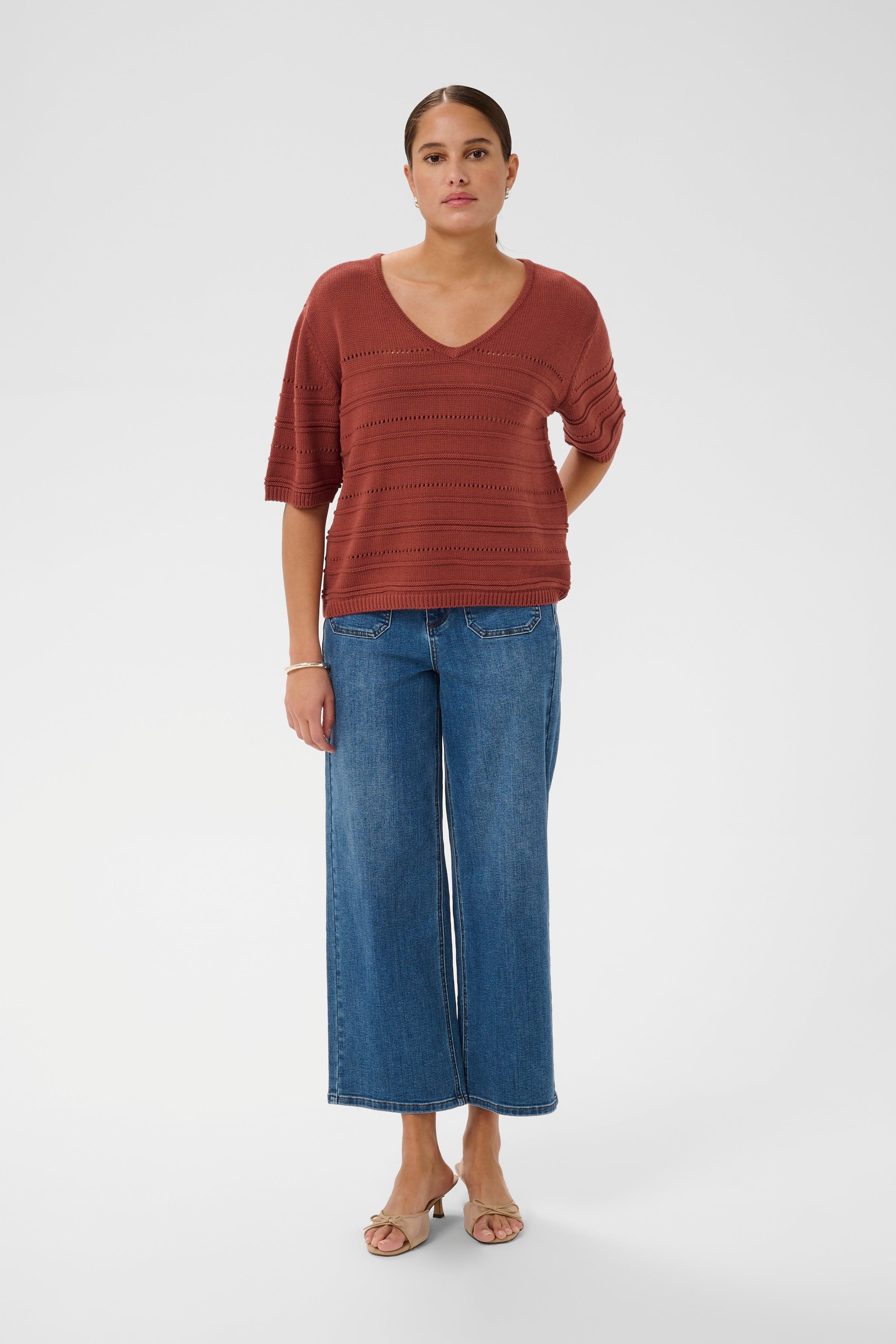 KAmellie LOOKBOOK FRONT 10511512-191334