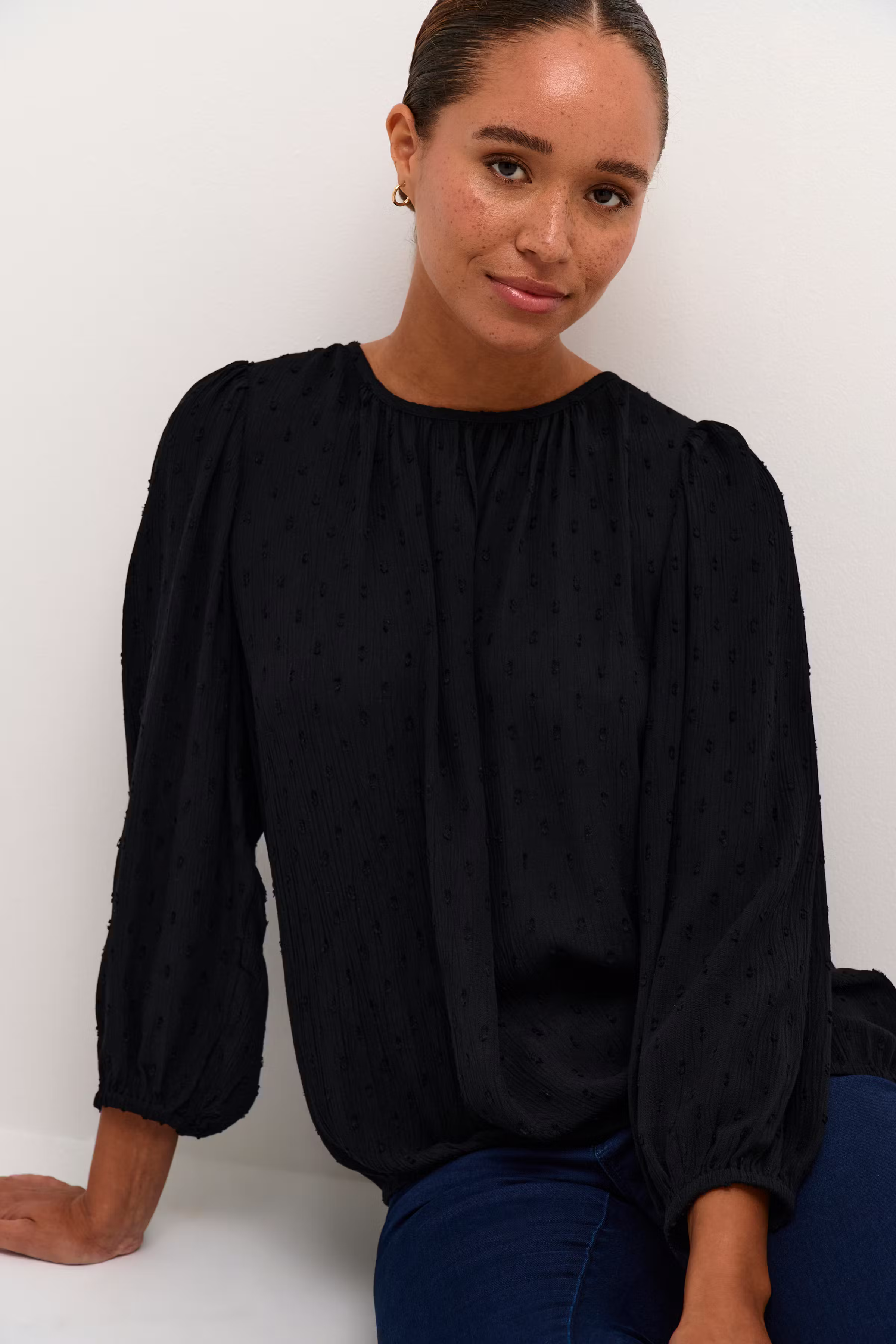 KAwilma Blouse LOOKBOOK DETAIL 10508223-100121