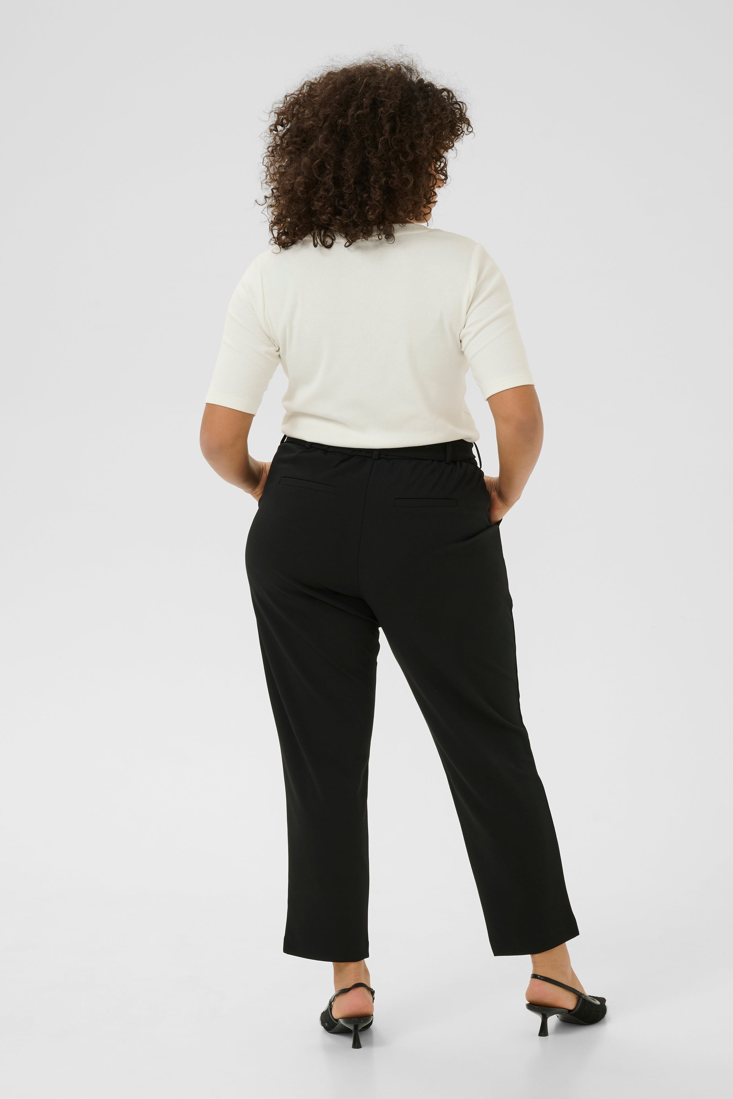 KCathena Bukser LOOKBOOK BACK 10583371-100121