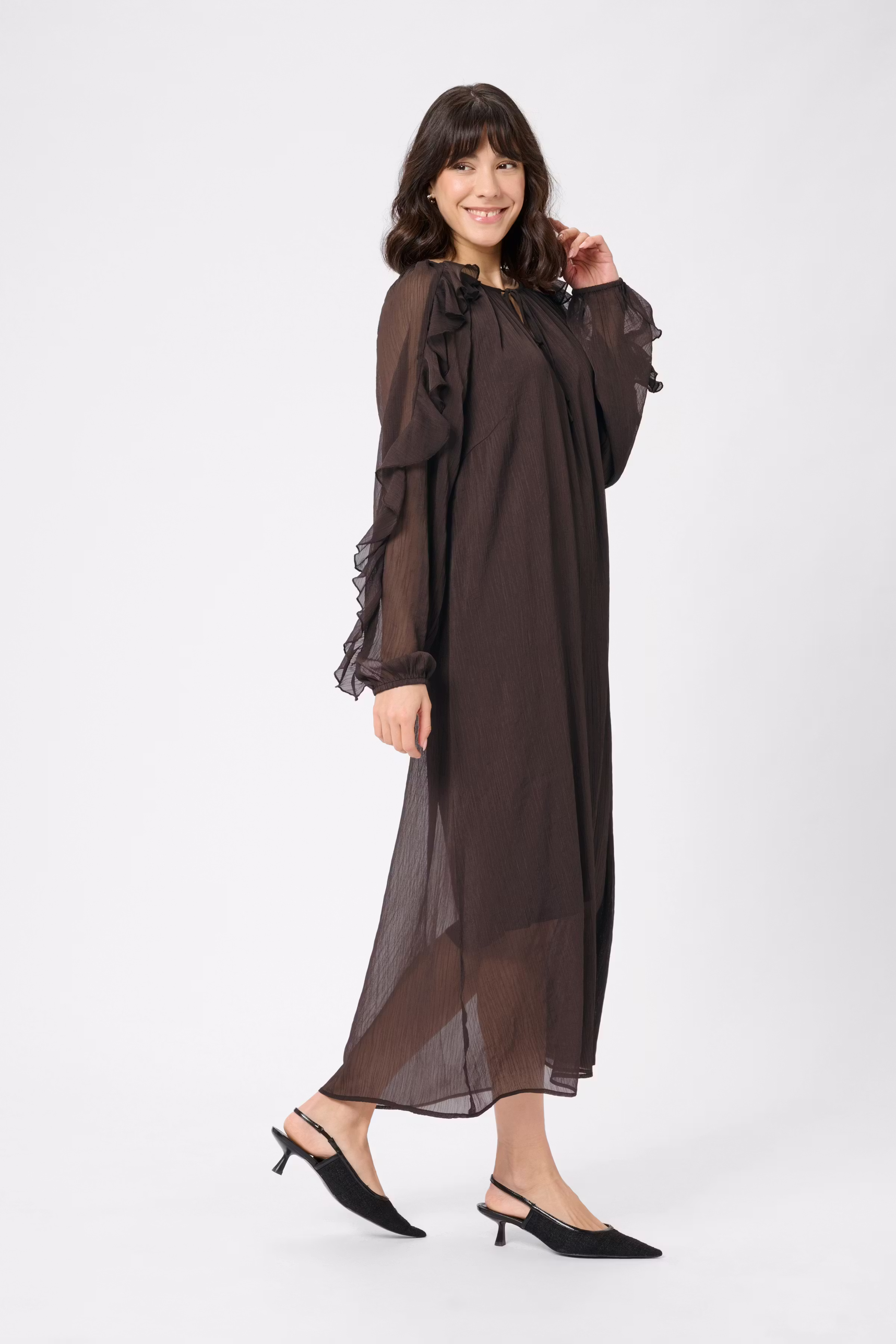 KAmila Kjole LOOKBOOK FRONT 10510920-191111